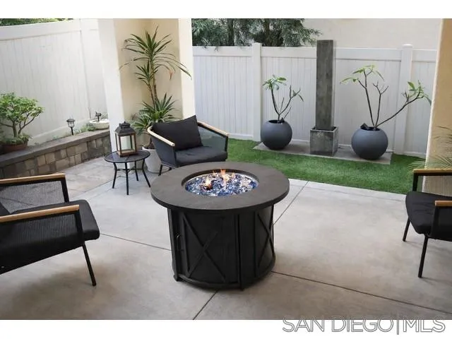 https://cdn.realtyfeed.com/cdn/127/2600738/1ca51846ad66246cfb827c08c155ca12.webp