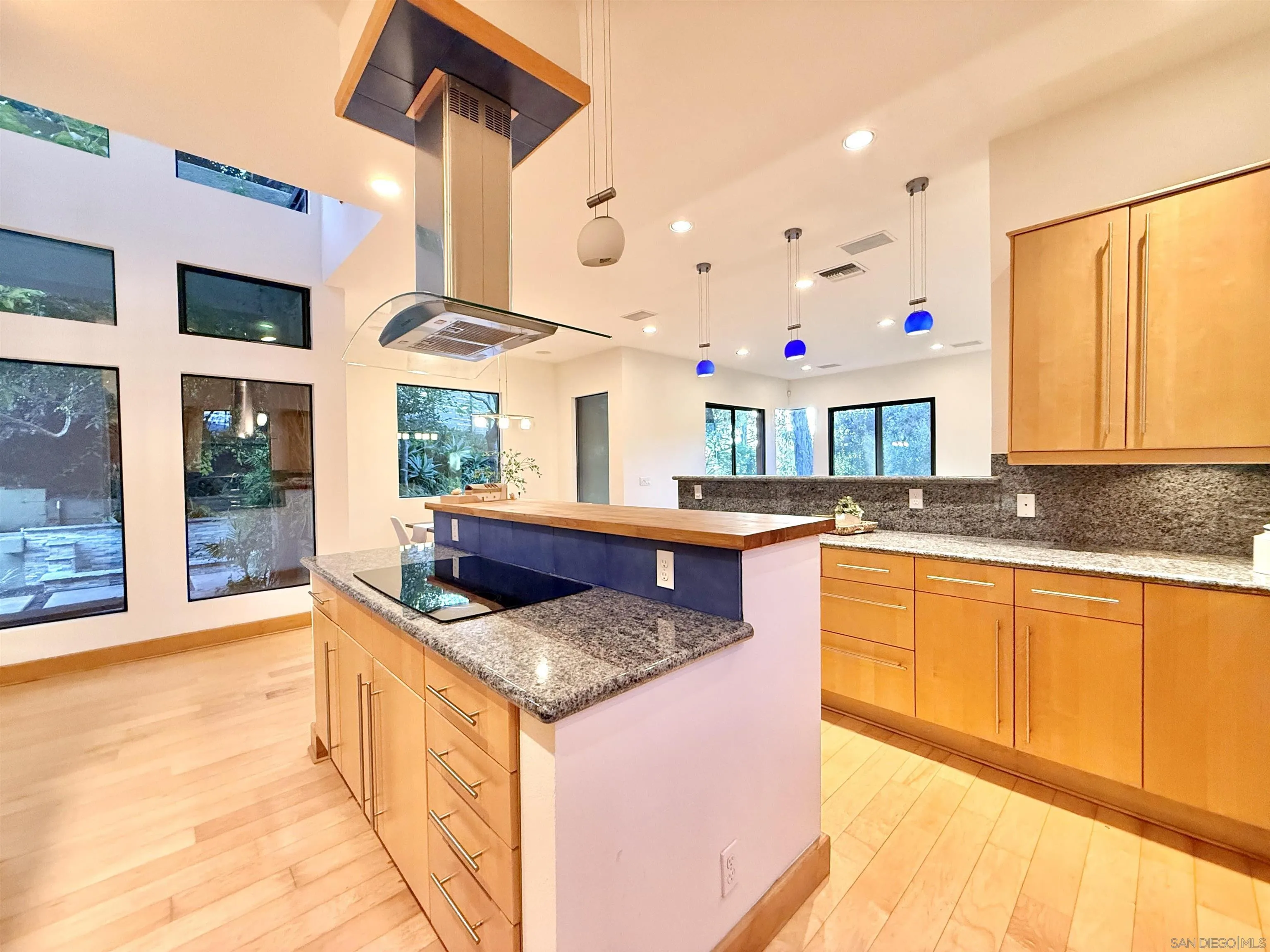 https://cdn.realtyfeed.com/cdn/127/2600740/35048e030c922f5636c877213a5a0733.webp