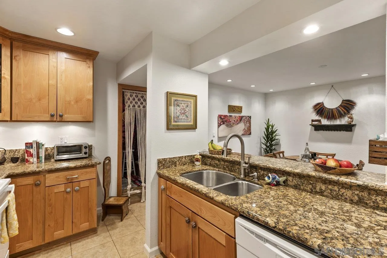 Photo #11: 2600741 Listing: Photo #11