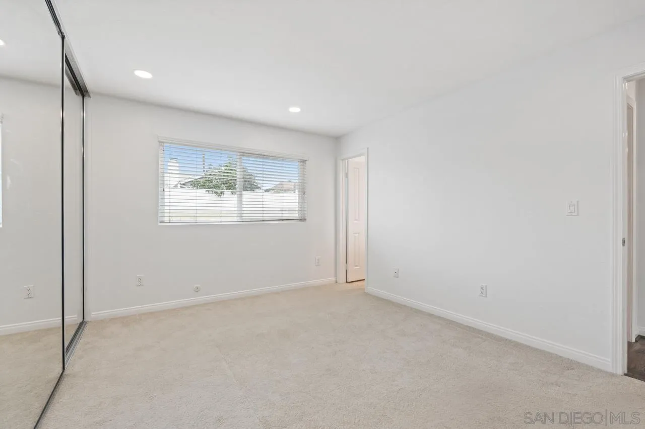 https://cdn.realtyfeed.com/cdn/127/2600742/873148d37c363c487ea95aa0d8b8235f.webp