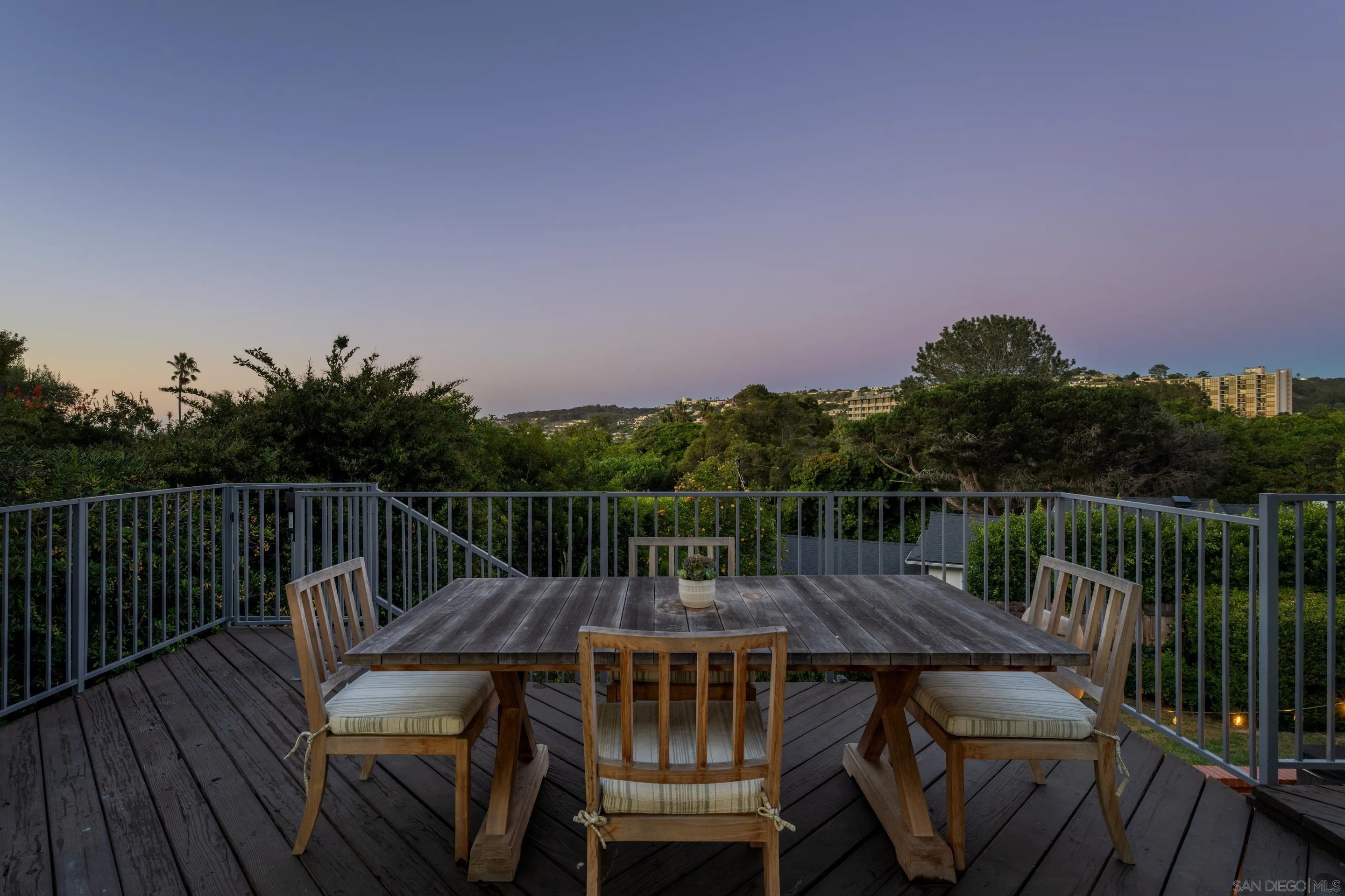 https://cdn.realtyfeed.com/cdn/127/2600743/00efba8f094095fb9a0b4077770c2685.webp