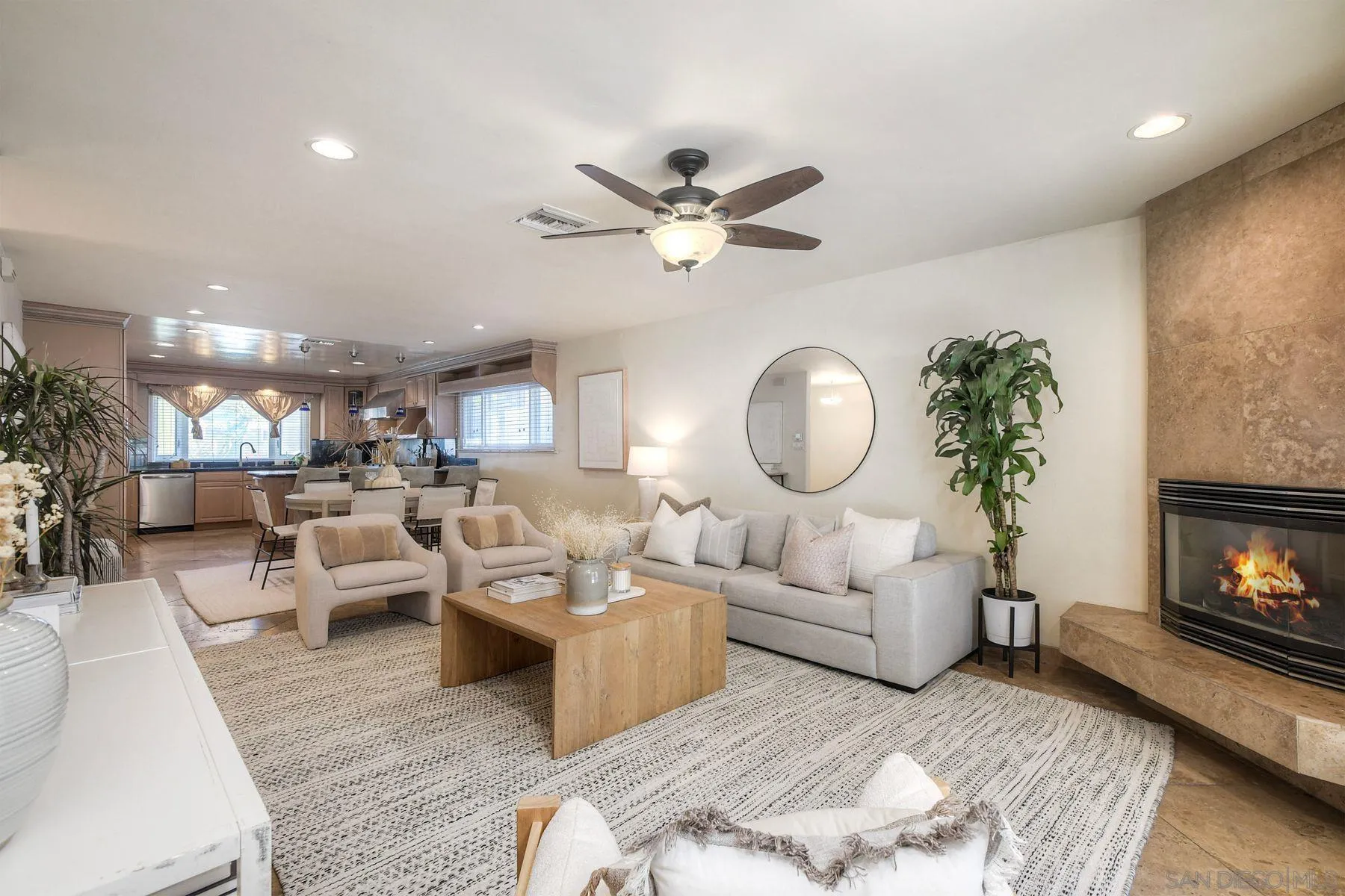 https://cdn.realtyfeed.com/cdn/127/2600746/c69916d39949b1d676217f179225f0dc.webp