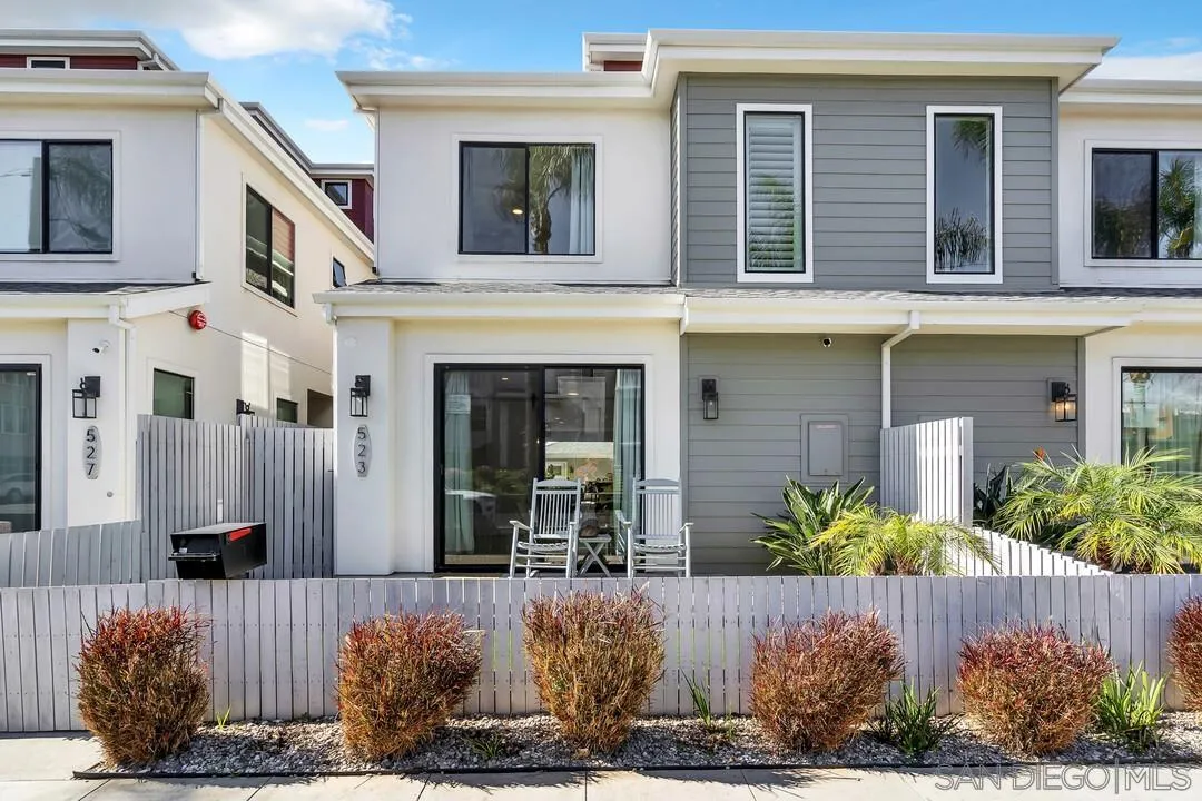 https://cdn.realtyfeed.com/cdn/127/2600747/84a0d3cf67982a883aa99c9597871d25.webp