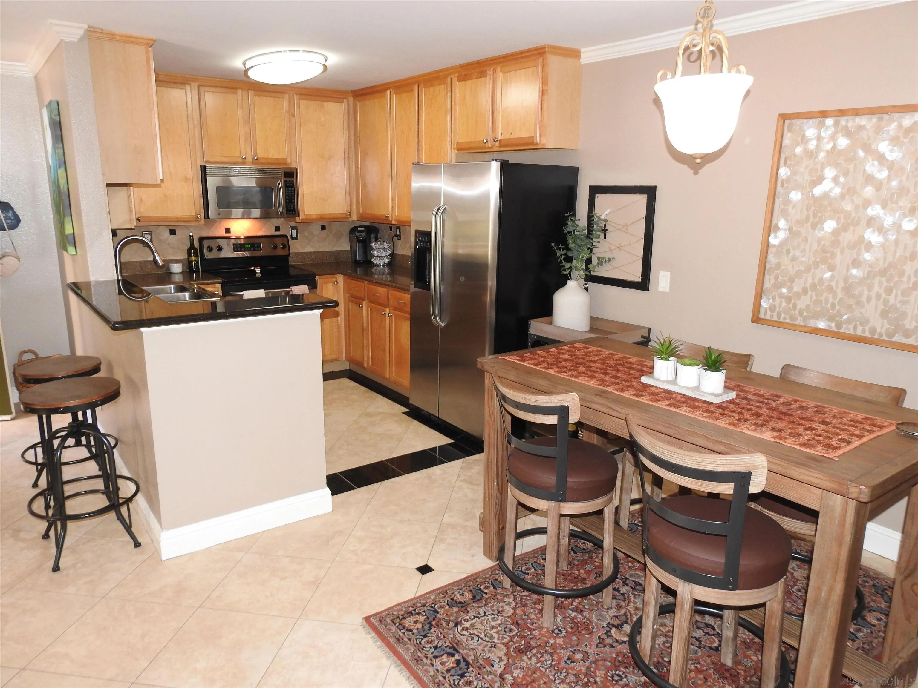 https://cdn.realtyfeed.com/cdn/127/2600750/722664976199f1219275bd9015666791.webp