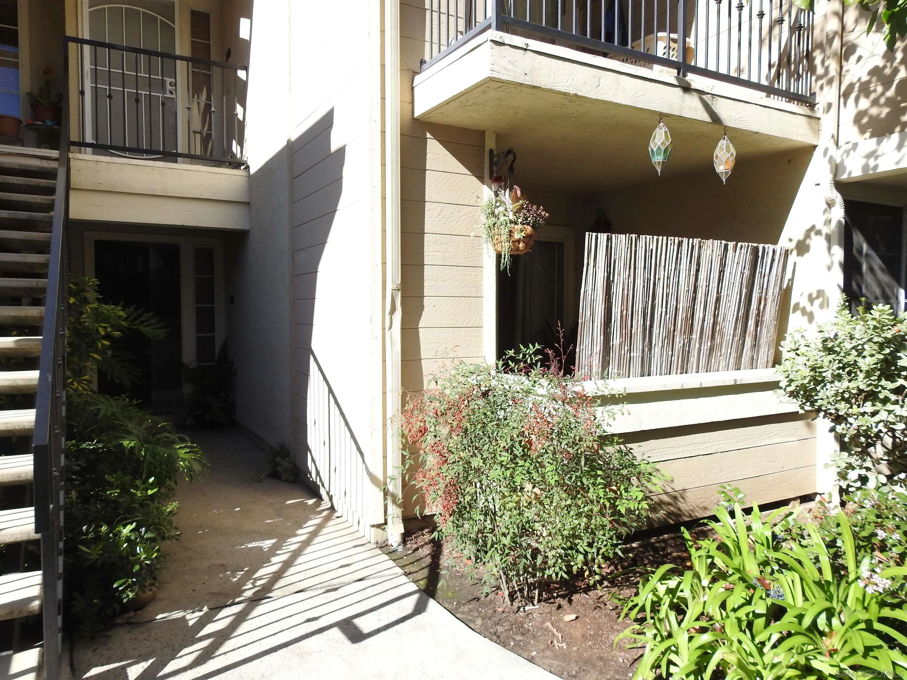 https://cdn.realtyfeed.com/cdn/127/2600750/7b659a36470b2c6b1b3fbdc0a2676475.webp
