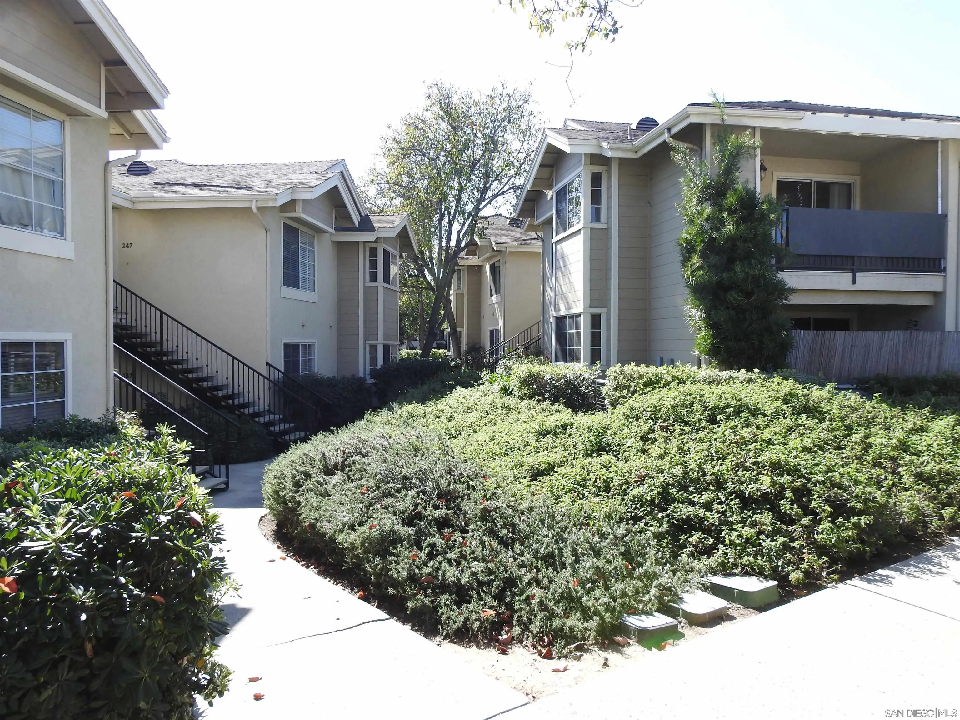 https://cdn.realtyfeed.com/cdn/127/2600750/88fc5d2d34fa391b3e6b20ad32ca443d.webp