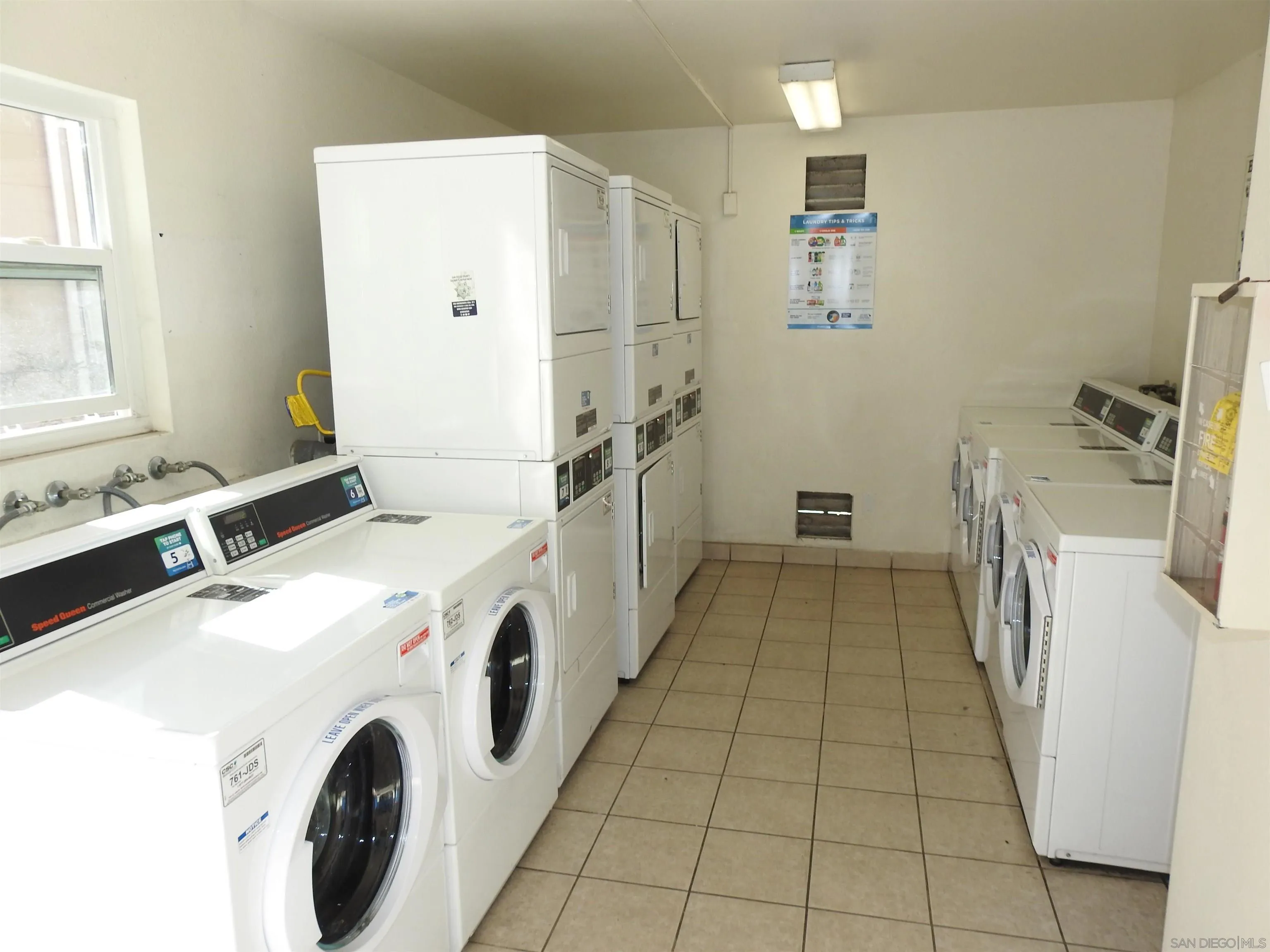 https://cdn.realtyfeed.com/cdn/127/2600750/8be552219a406f6131a6a7ccc993a628.webp