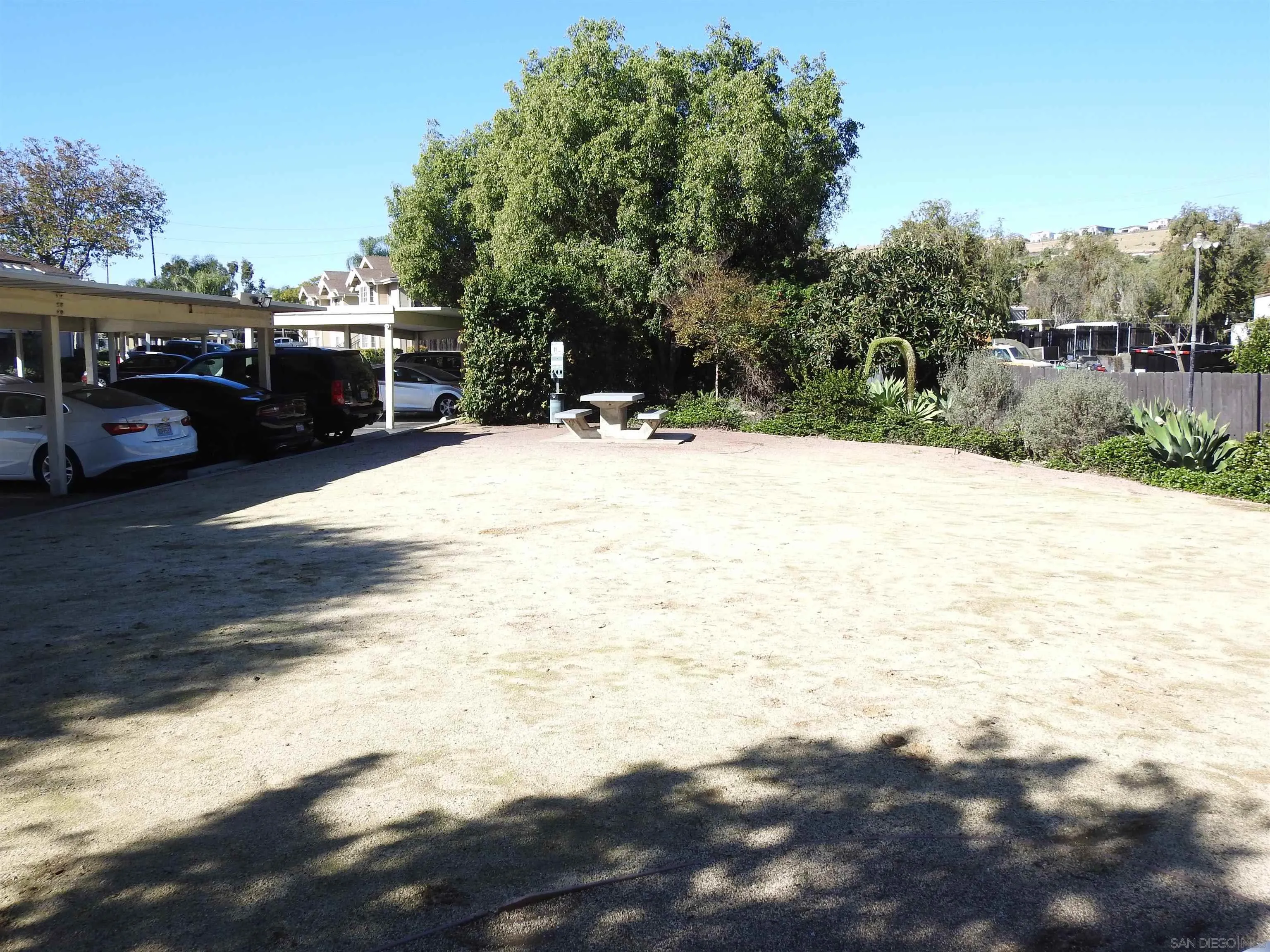 https://cdn.realtyfeed.com/cdn/127/2600750/93323548d2d23c522ac58bcd289988cd.webp