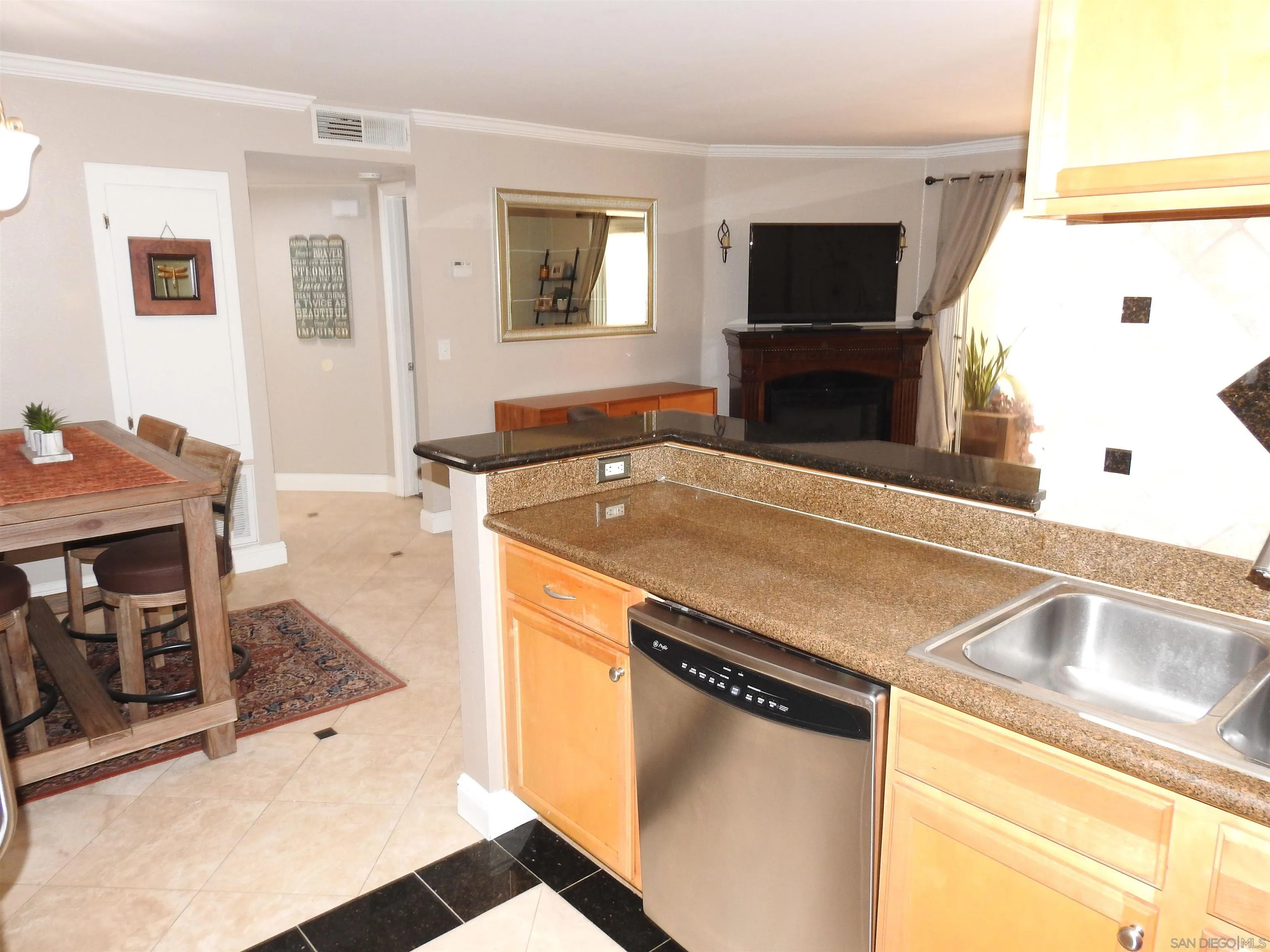 https://cdn.realtyfeed.com/cdn/127/2600750/d89ca47985e4a8197ed4a977193bc9c8.webp