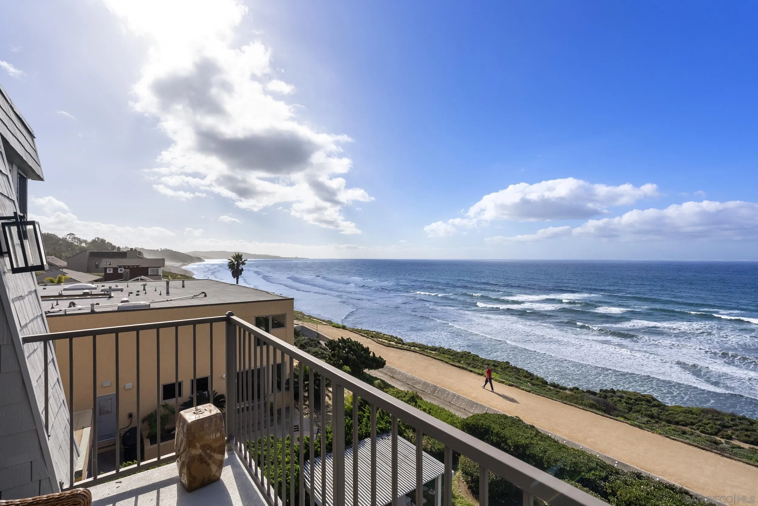 Photo #24: 2600760 Listing: Photo #24