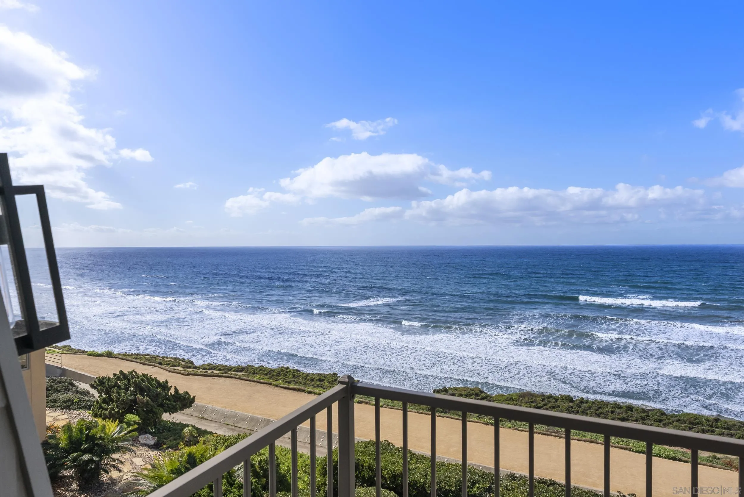 Photo #17: 2600760 Listing: Photo #17