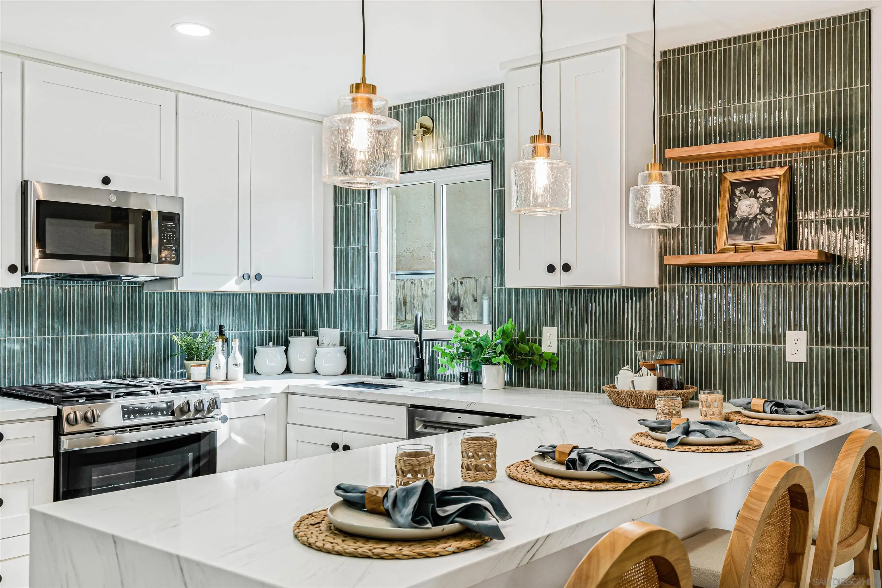 https://cdn.realtyfeed.com/cdn/127/2600762/a548f7c865518c476f7d55140be50052.webp