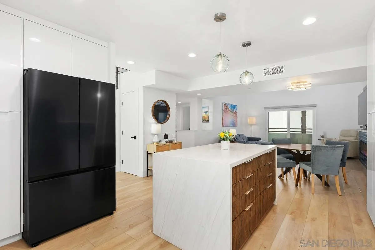 Photo #8: 2600774 Listing: Photo #8