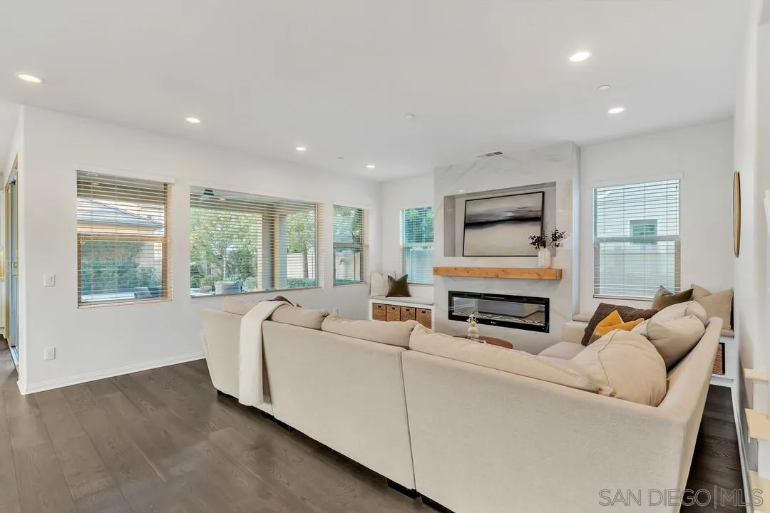 https://cdn.realtyfeed.com/cdn/127/2600777/16d5563417a7faf0c78097aa19f1cbff.webp