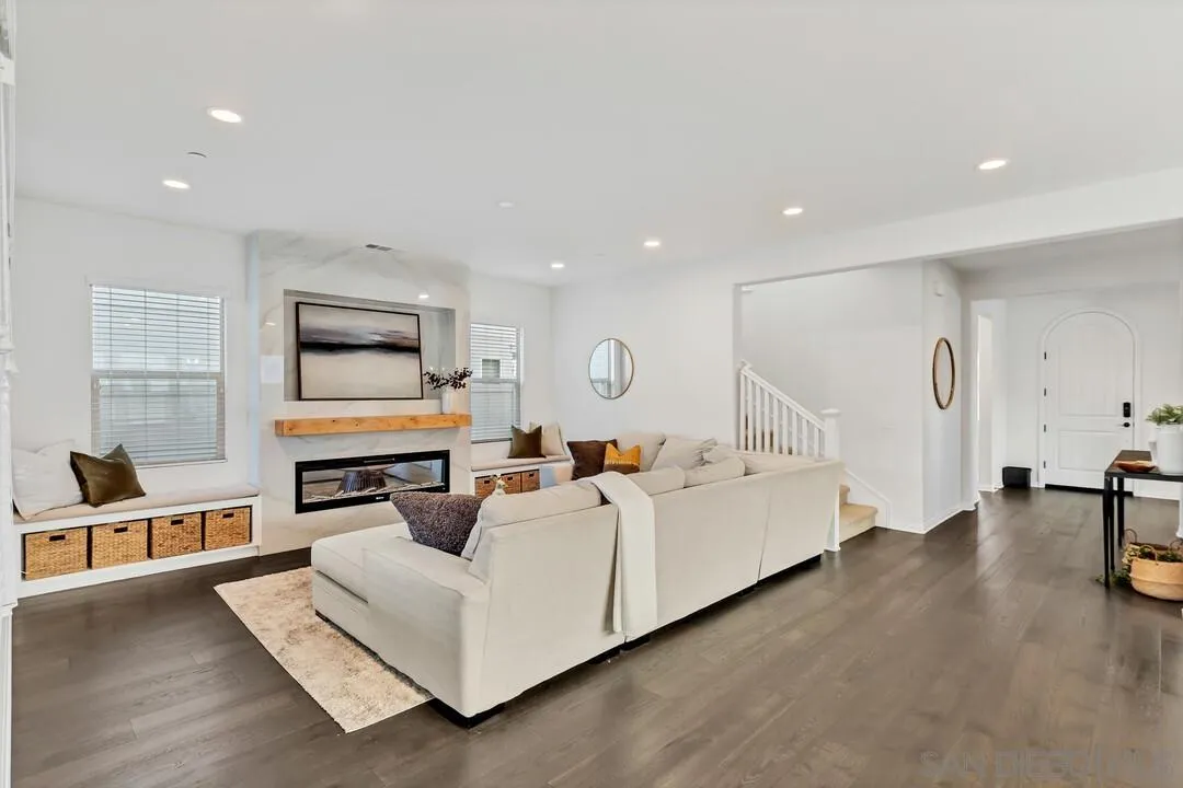 https://cdn.realtyfeed.com/cdn/127/2600777/51310b4c583c071edb6a0d9fc749c746.webp