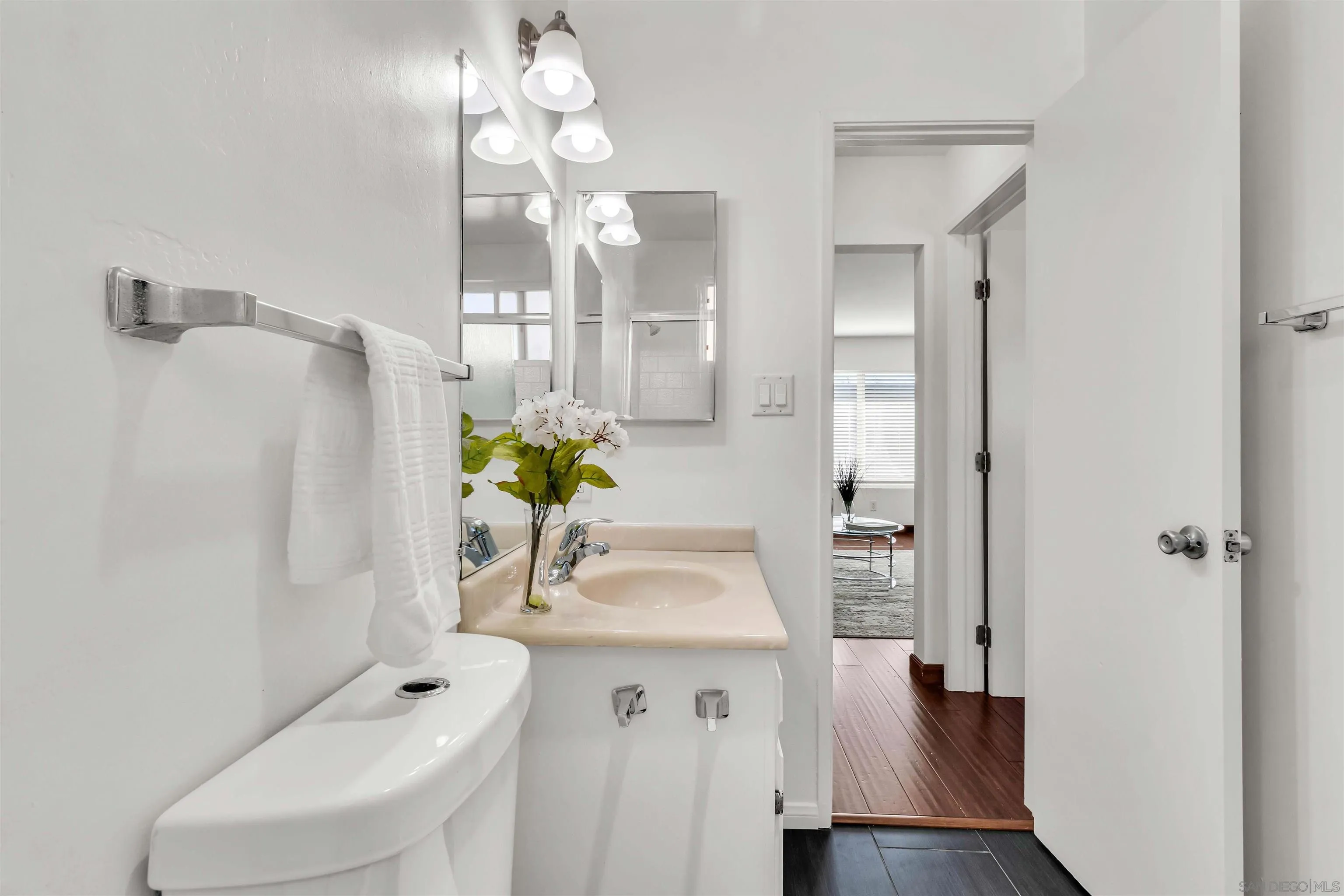 Photo #11: 2600778 Listing: Photo #11