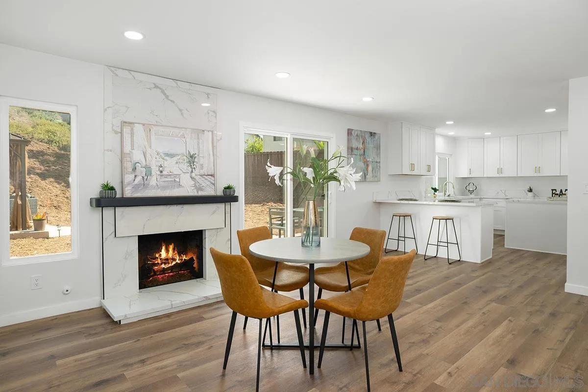 https://cdn.realtyfeed.com/cdn/127/2600787/c387dd95ac78f883b43cbc7eb7e385fd.webp