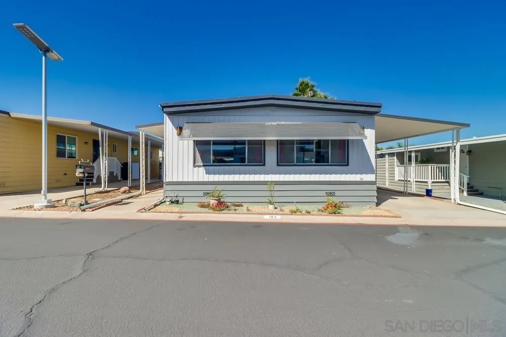https://cdn.realtyfeed.com/cdn/127/2600789/9bb3767cad054848081348961f9c877a.webp