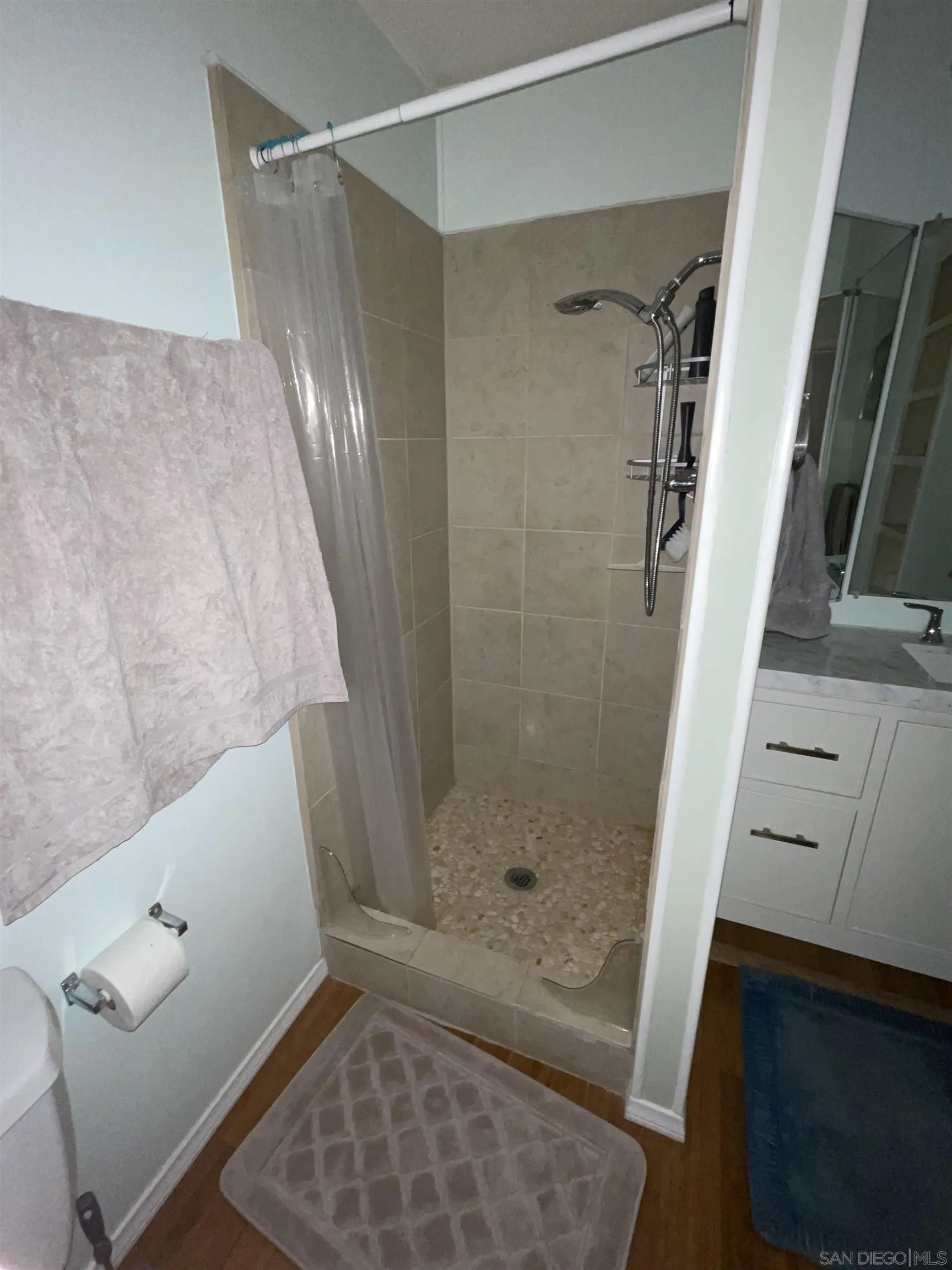 https://cdn.realtyfeed.com/cdn/127/2600791/8924cd5b5806dfb0a0b8549428931bc5.webp