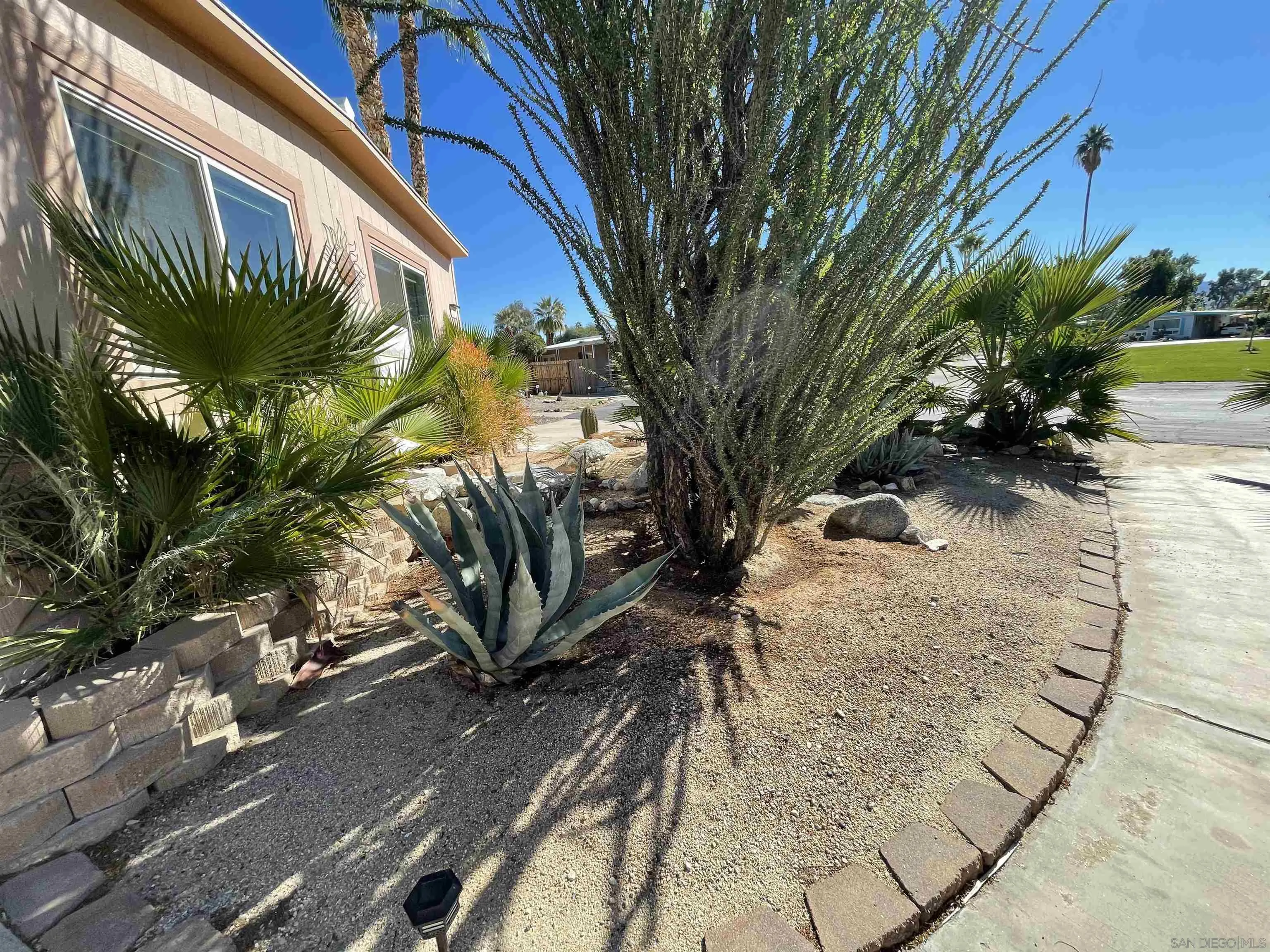 https://cdn.realtyfeed.com/cdn/127/2600791/8e1891dd4c5164b335acae5c55929c27.webp