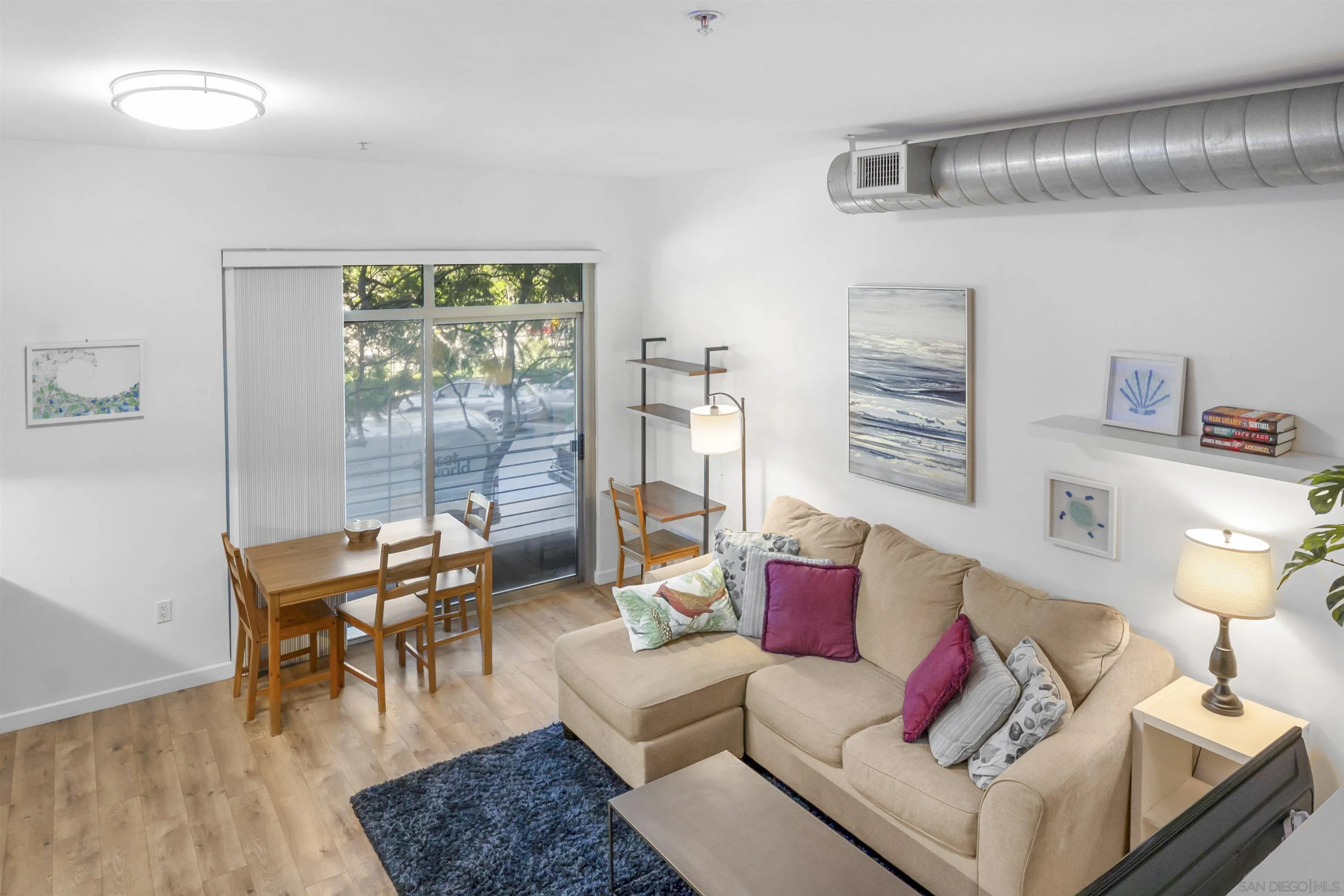 Photo #8: 2600794 Listing: Photo #8