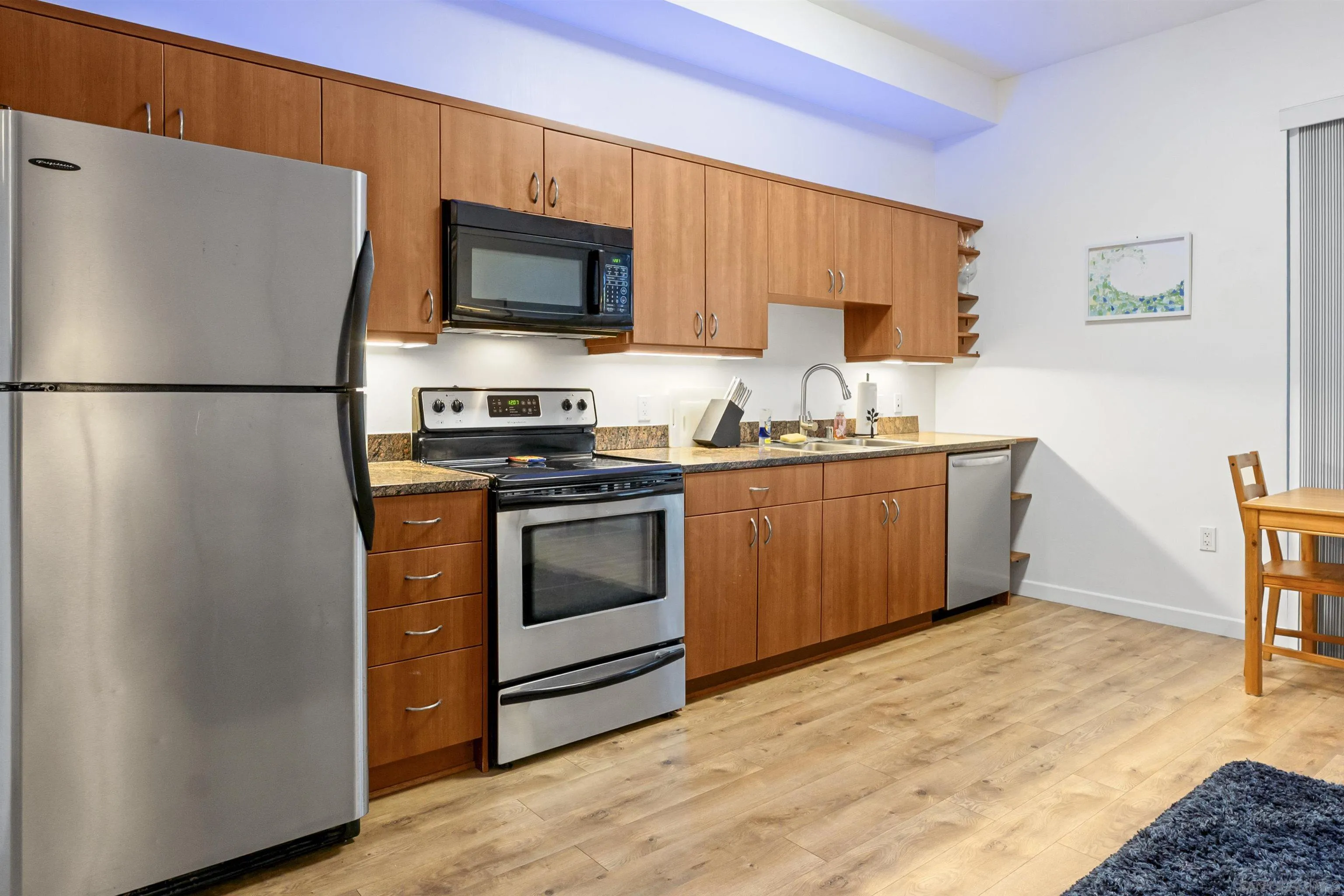 Photo #2: 2600794 Listing: Photo #2