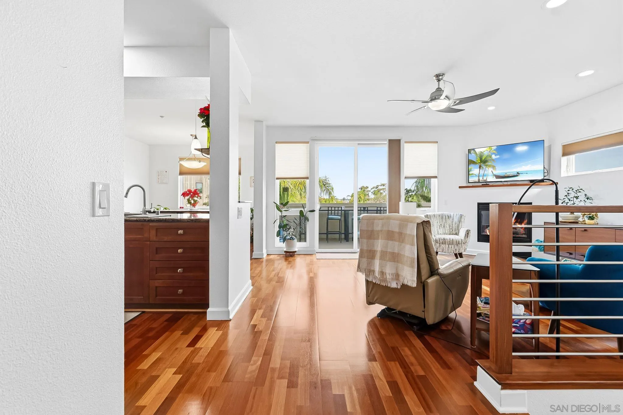 https://cdn.realtyfeed.com/cdn/127/2600796/950a15cacf9b3d25334f90395a2e9747.webp