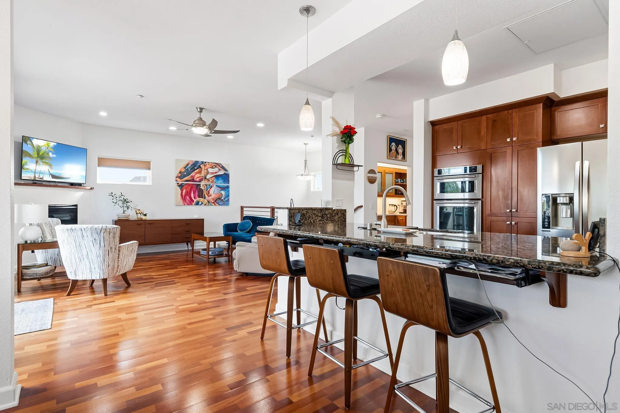https://cdn.realtyfeed.com/cdn/127/2600796/c6f69ab385957059c1d3c5d75c6766b4.webp