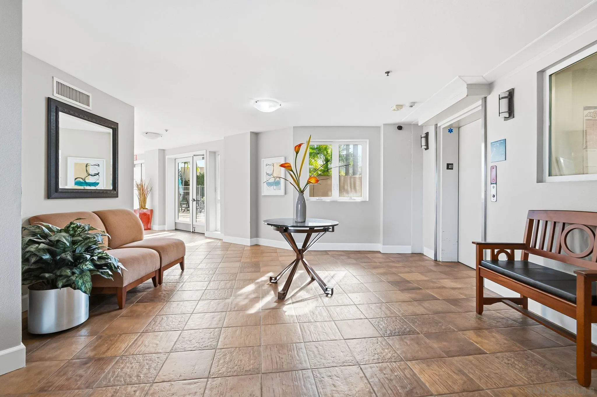https://cdn.realtyfeed.com/cdn/127/2600796/f62de9644751dc864abdcb3e870657f9.webp