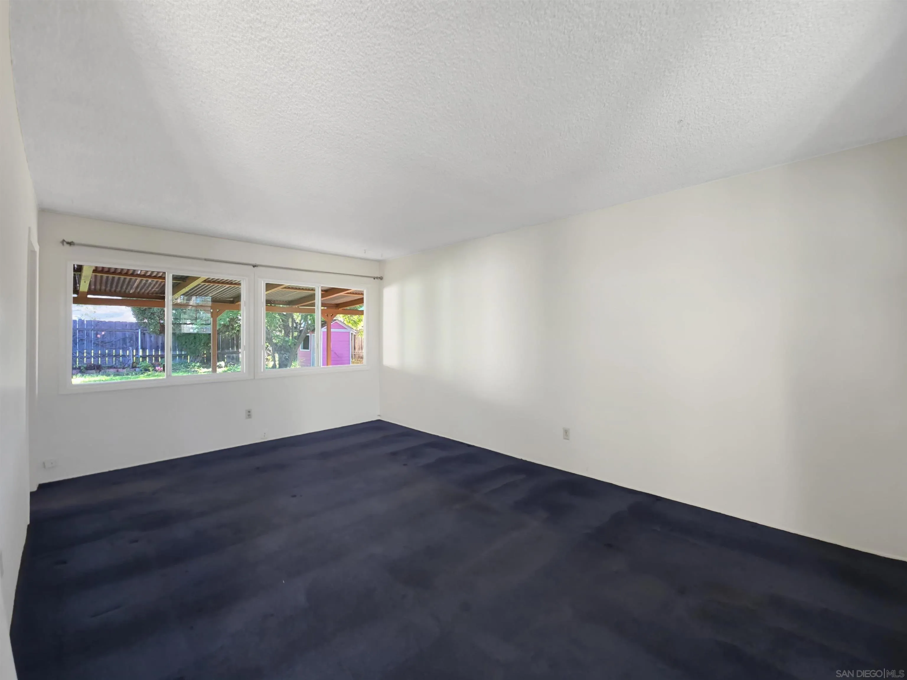 https://cdn.realtyfeed.com/cdn/127/2600798/55151c1585fc089b7e217b905966b37b.webp