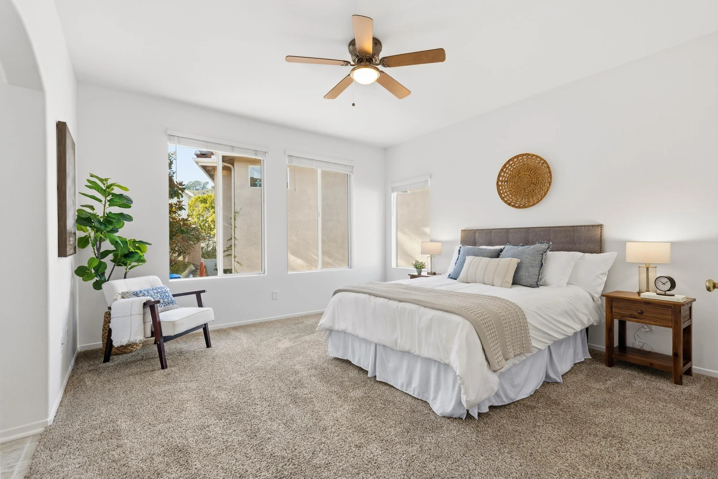 https://cdn.realtyfeed.com/cdn/127/2600805/158c78457b488c0e908b25ccee219ce0.webp