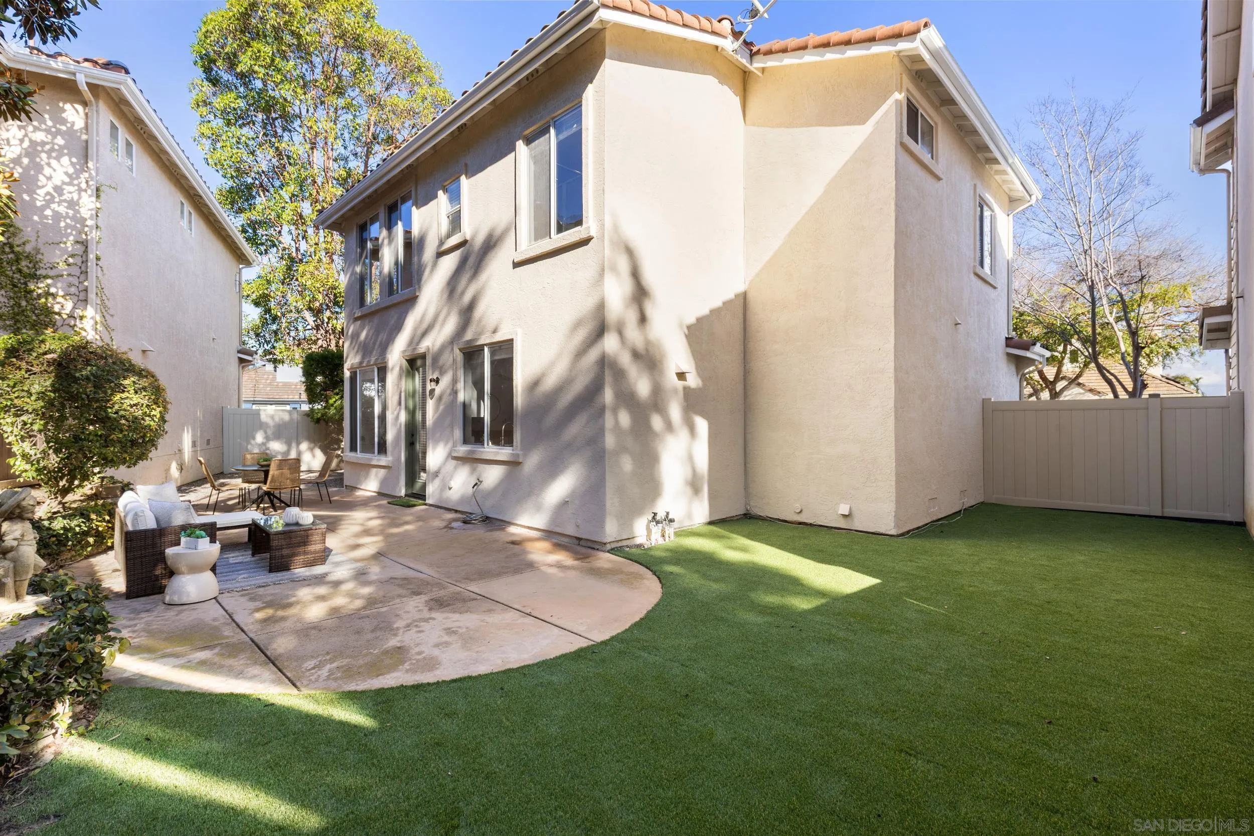 https://cdn.realtyfeed.com/cdn/127/2600805/55cb6de6ca88742f59f4b82f4e74653f.webp