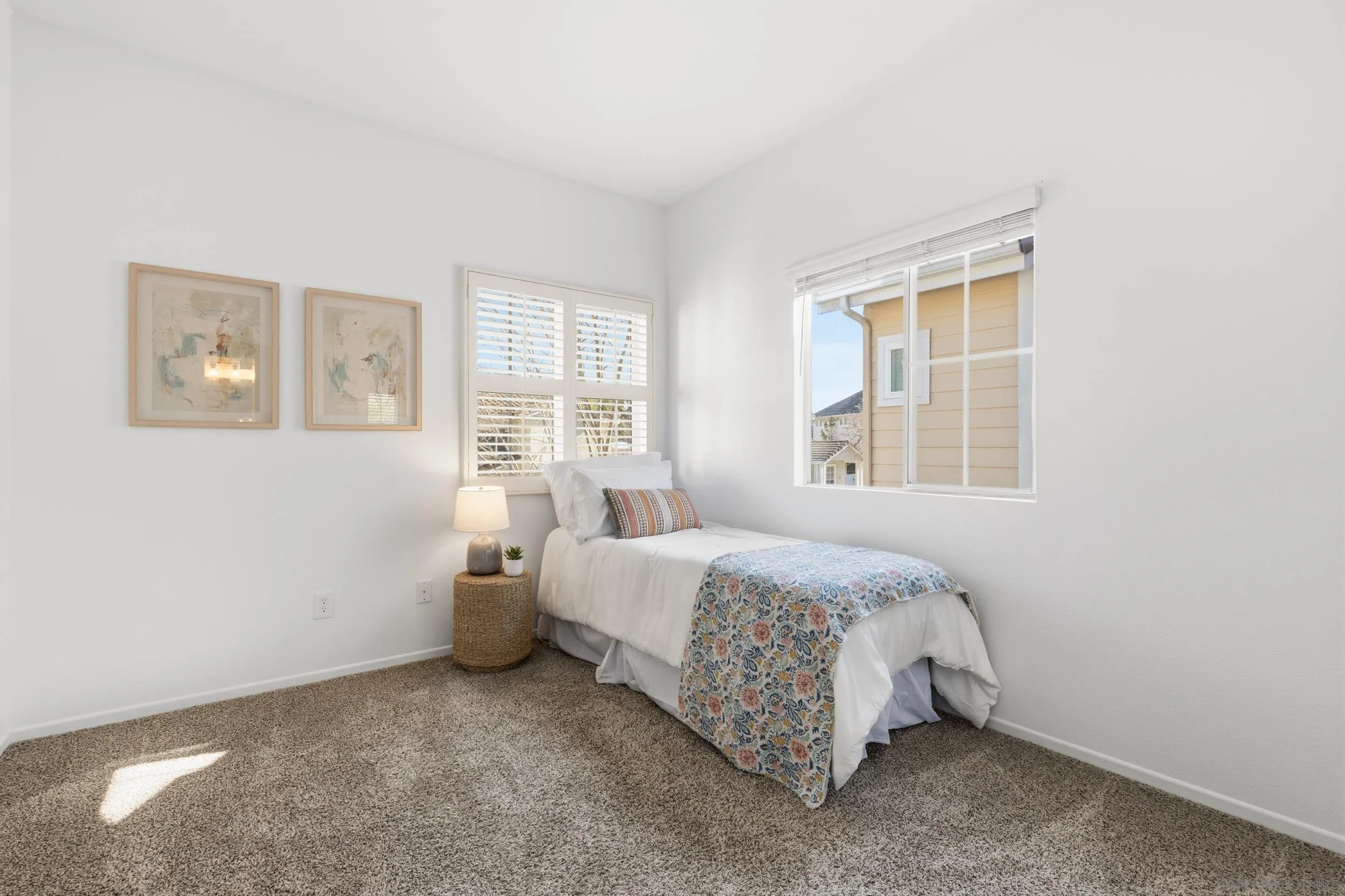 https://cdn.realtyfeed.com/cdn/127/2600805/78a43e66c53d1a66476b7a35f93b5a46.webp