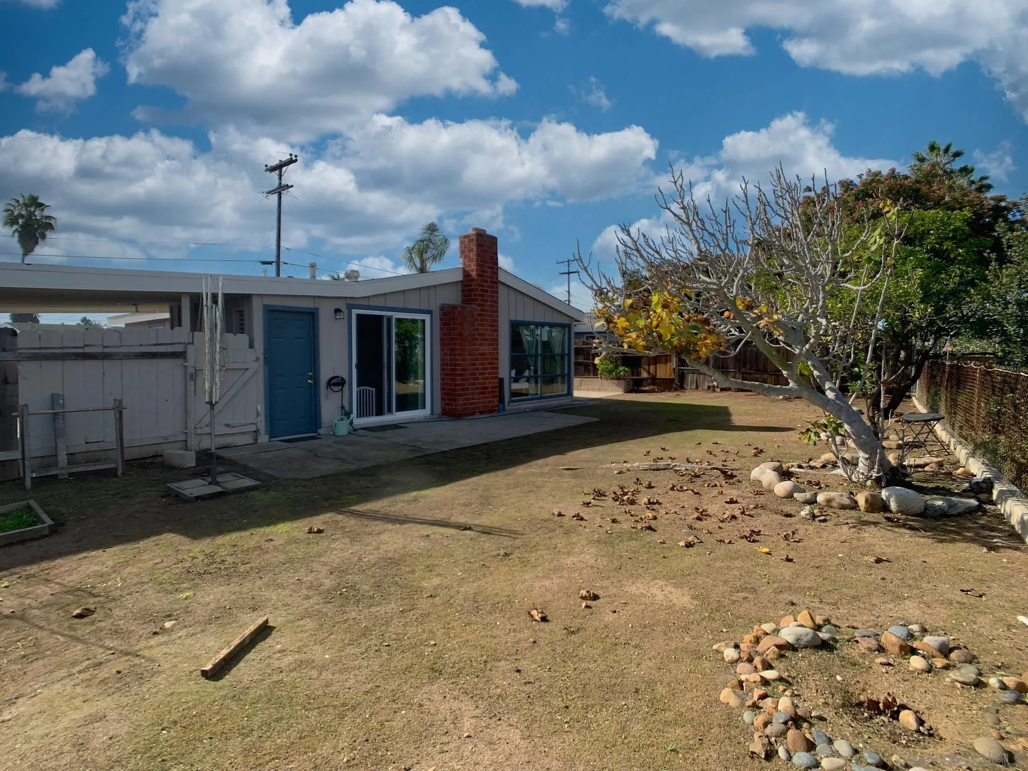 https://cdn.realtyfeed.com/cdn/127/2600806/20f329920cf1c30ae78f972866f8a6dd.webp