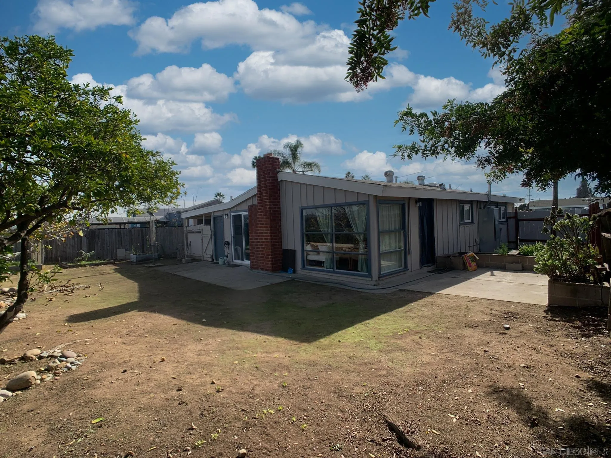 https://cdn.realtyfeed.com/cdn/127/2600806/ab9813d0540262e6b1f3554b6f77ee00.webp