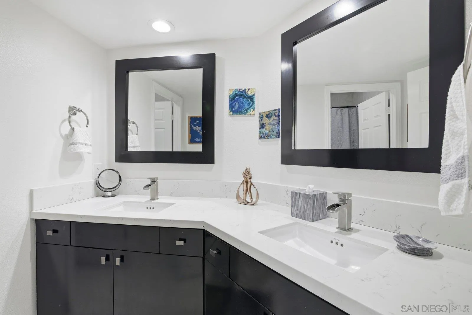 Photo #30: 2600807 Listing: Photo #30