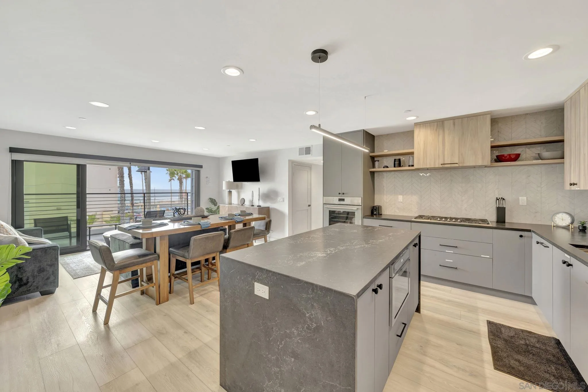 Photo #12: 2600813 Listing: Photo #12