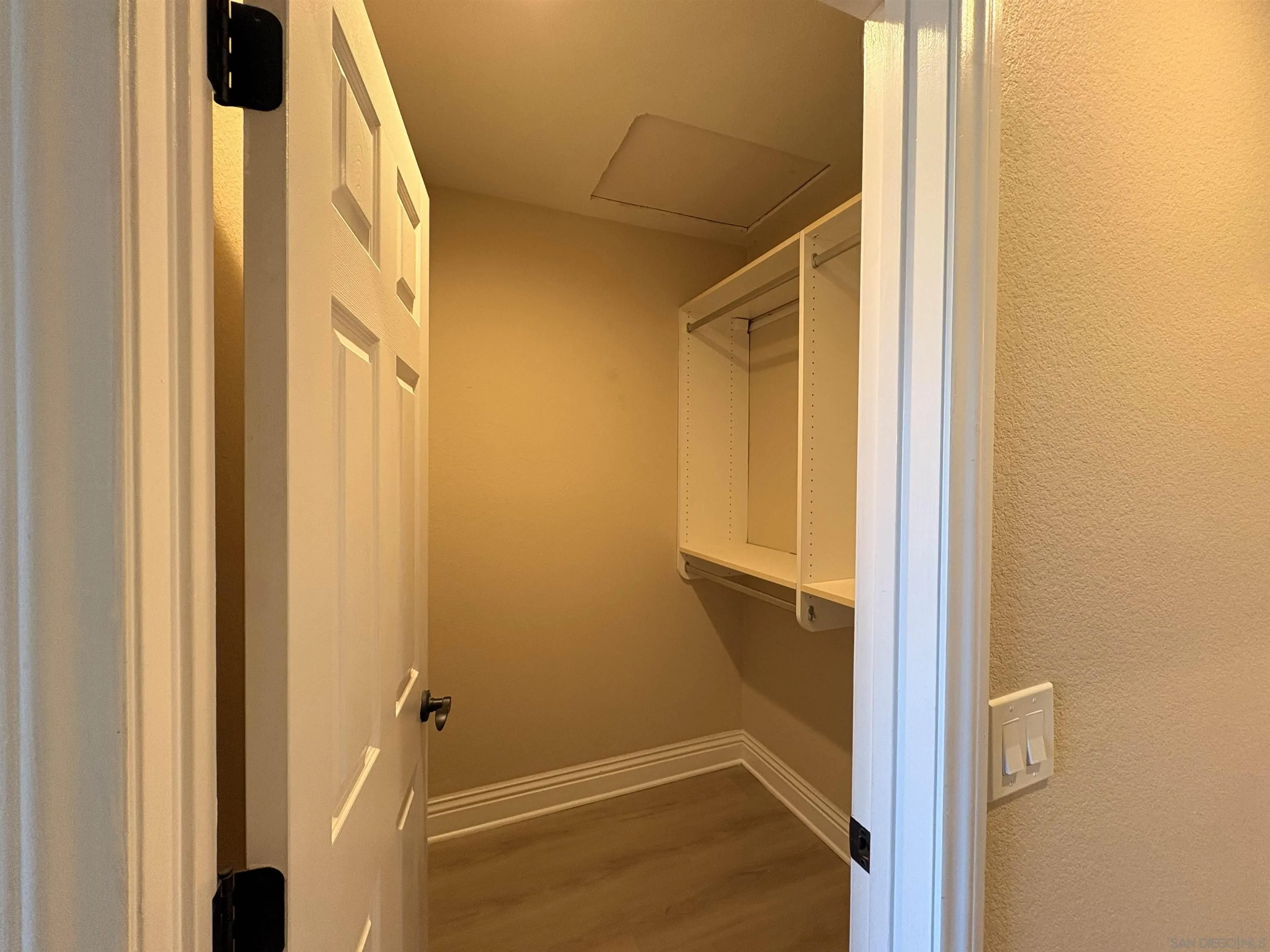 https://cdn.realtyfeed.com/cdn/127/2600814/6059f6f1c33bac21650512e10d8609e9.webp