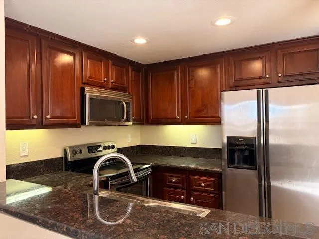 Photo #7: 2600814 Listing: Photo #7