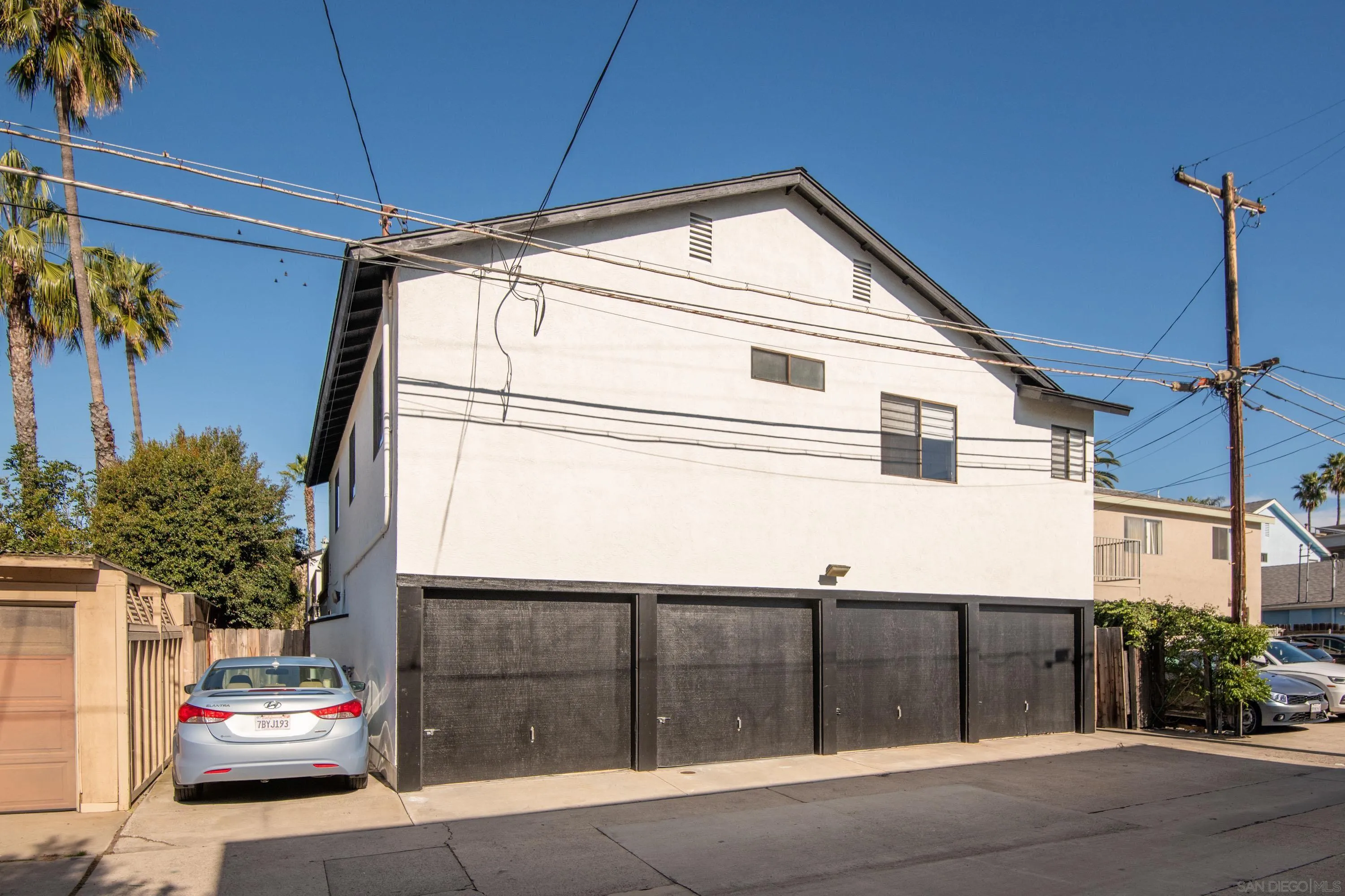 https://cdn.realtyfeed.com/cdn/127/2600815/7b6d4519a9634439b1922a58214c7fd7.webp
