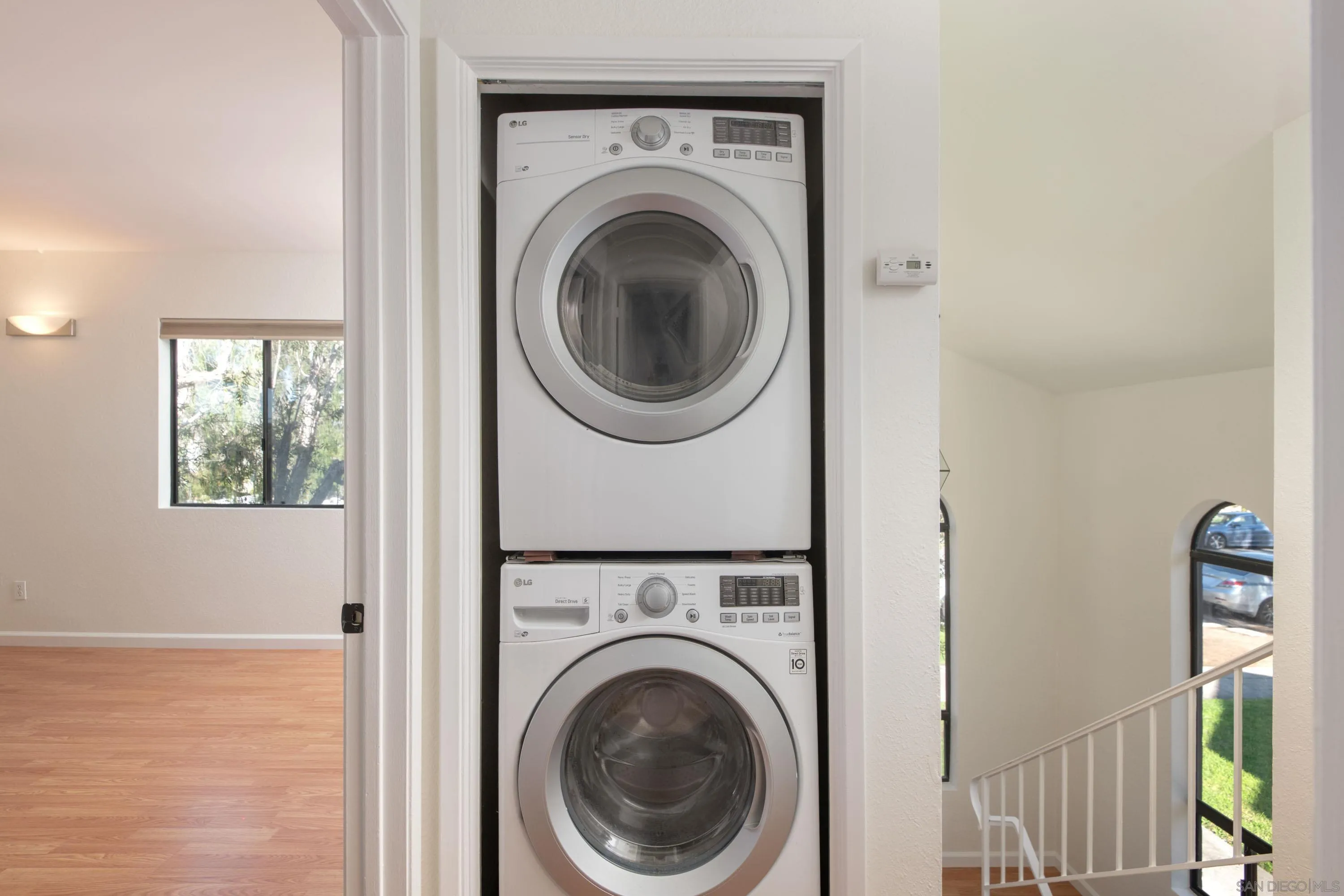 https://cdn.realtyfeed.com/cdn/127/2600815/8e2dae343e80745119e42206d26b913e.webp