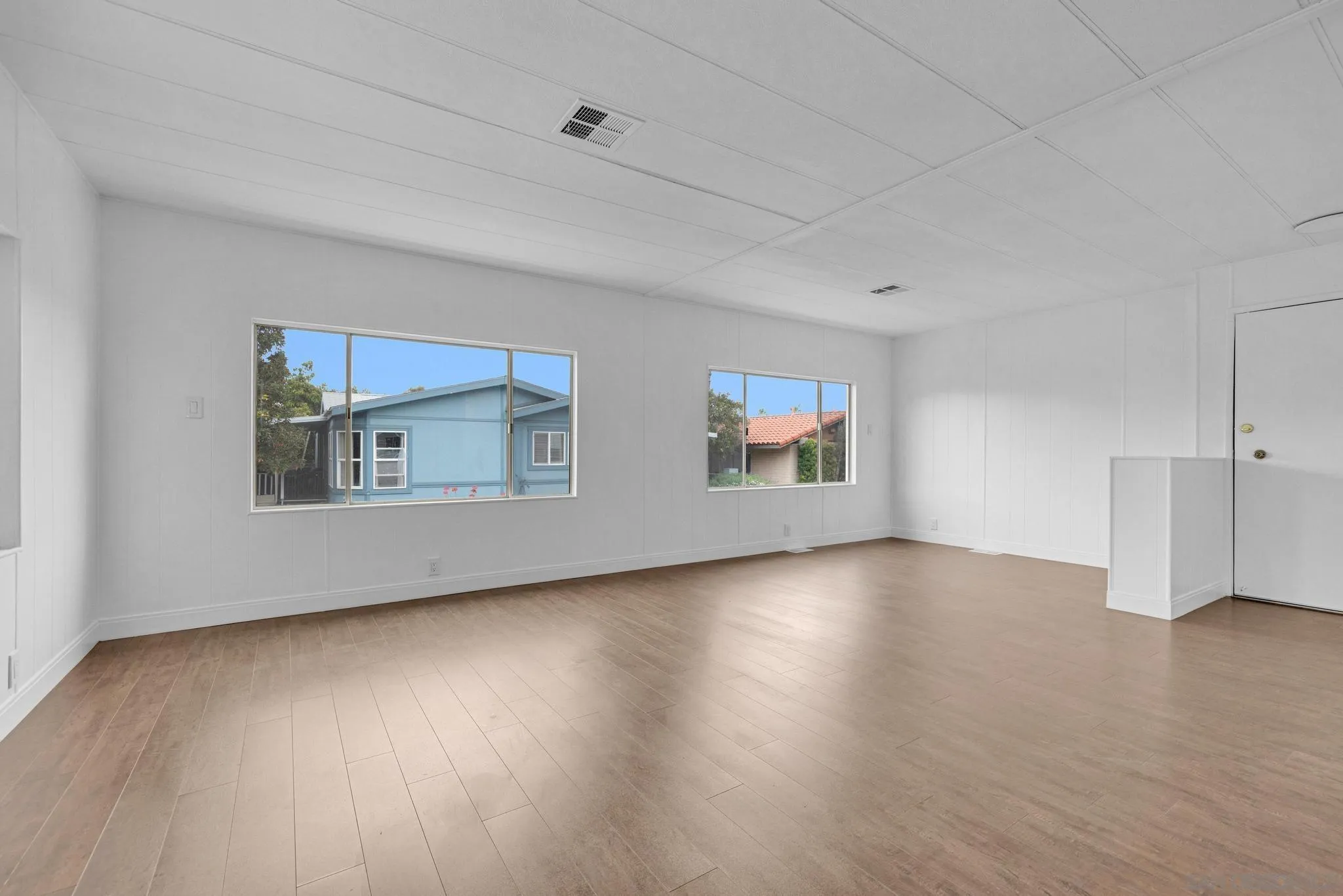 https://cdn.realtyfeed.com/cdn/127/2600817/204e0692ca87b8254ca0cdc5eeb6b64b.webp