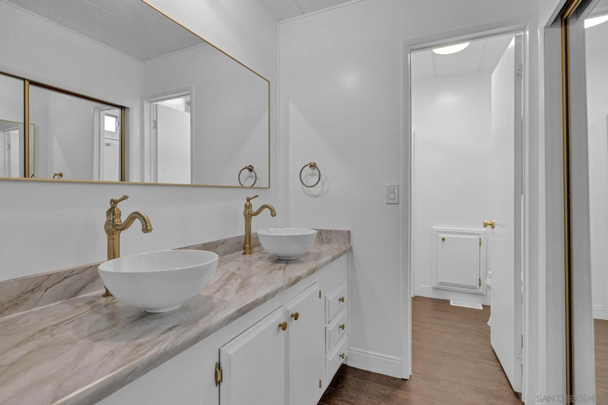 https://cdn.realtyfeed.com/cdn/127/2600817/2c1aa8f4cea16dc77b6dee1e076b76fb.webp