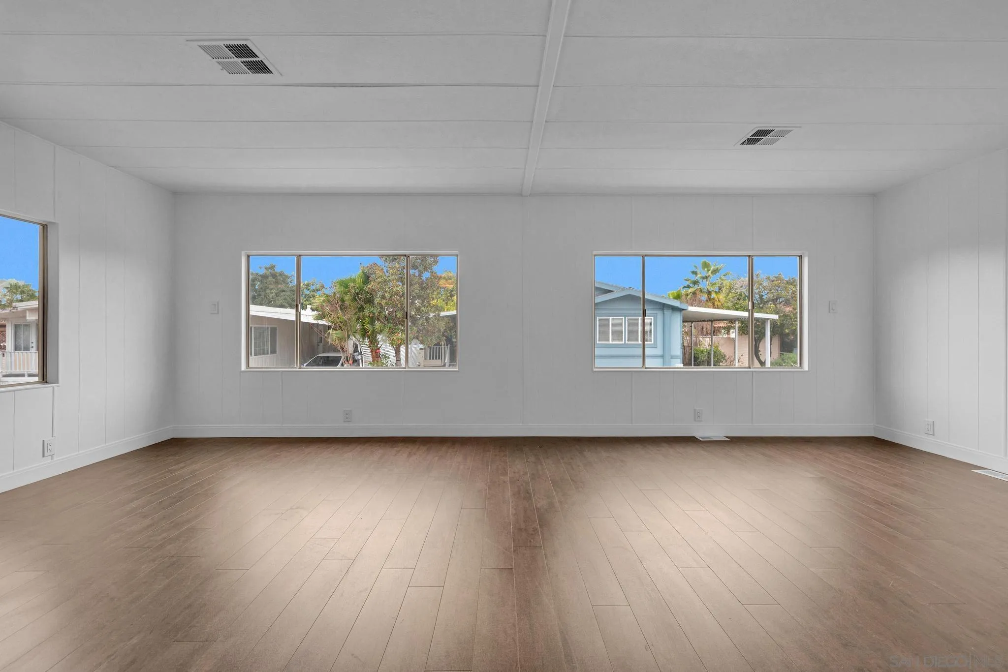 https://cdn.realtyfeed.com/cdn/127/2600817/5ab89cd006a69fac649d072746f30332.webp