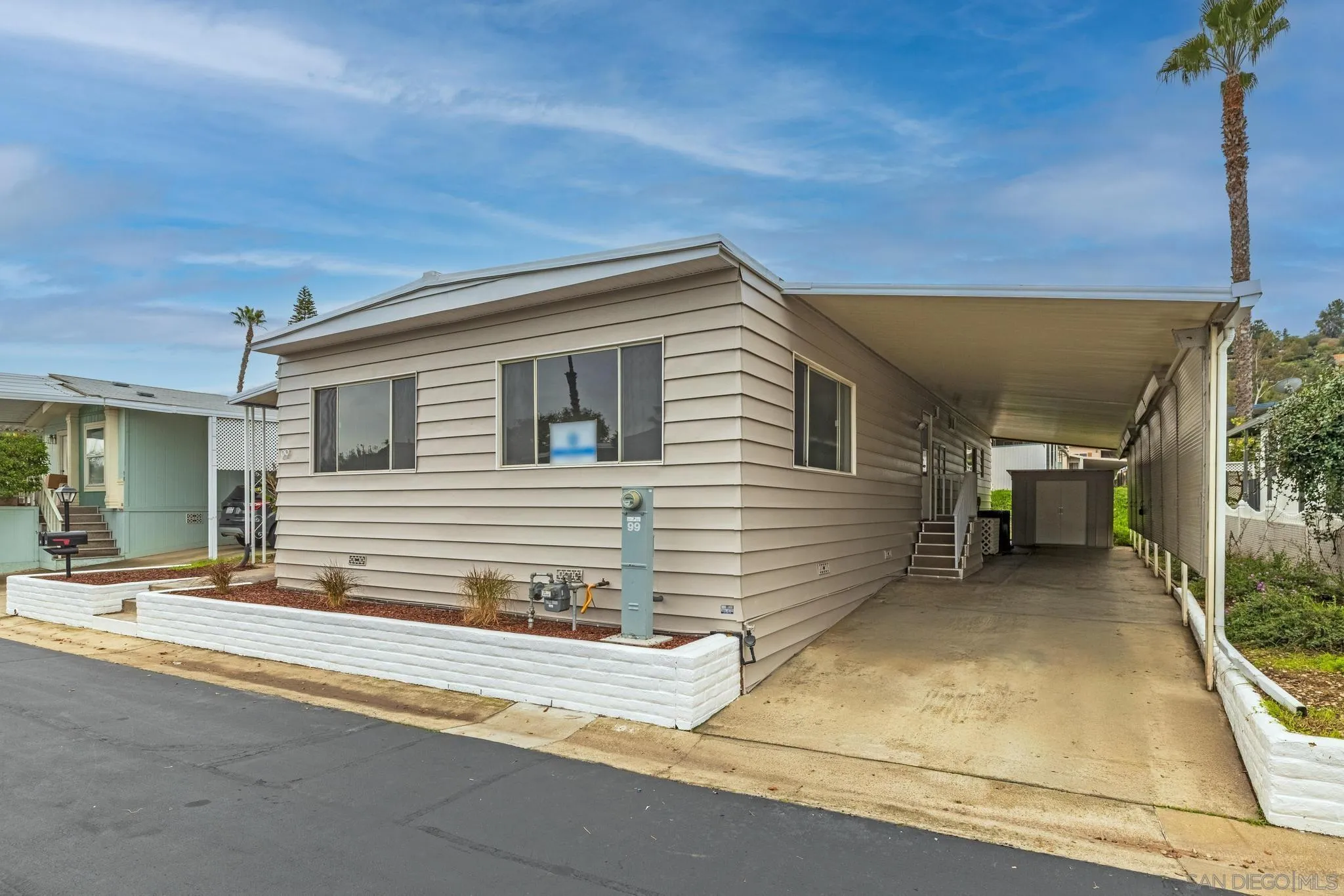 https://cdn.realtyfeed.com/cdn/127/2600817/a44ba3cbae9bc408eed2d14d12d0c32f.webp