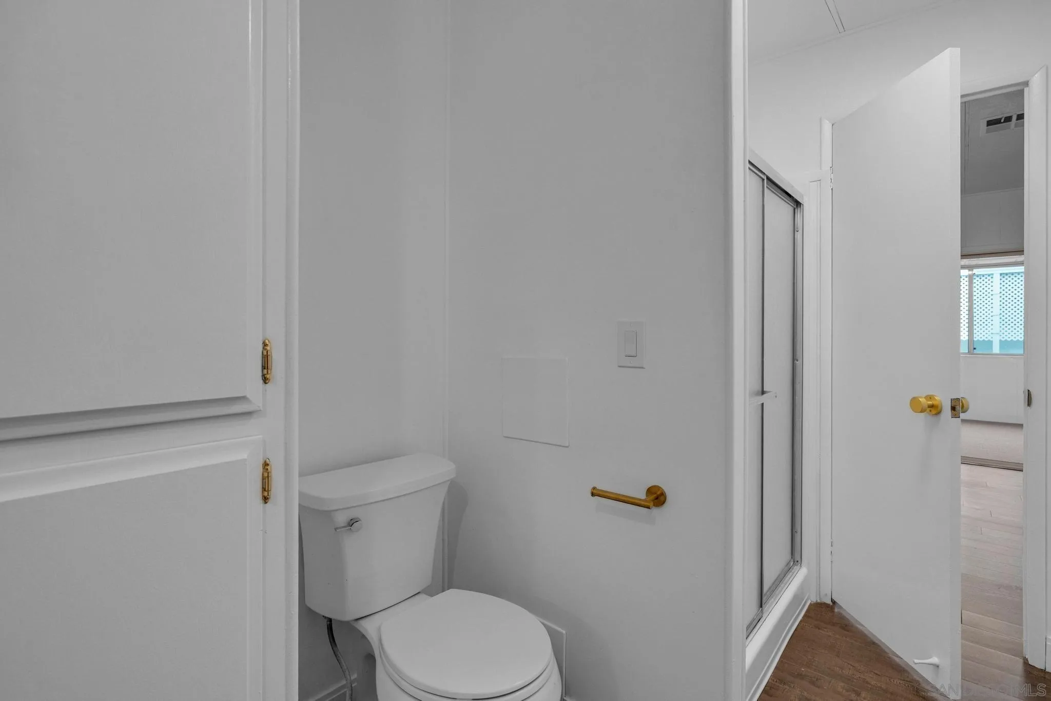 https://cdn.realtyfeed.com/cdn/127/2600817/d4aa4b82cad5917999d7f9b7481cb6fa.webp