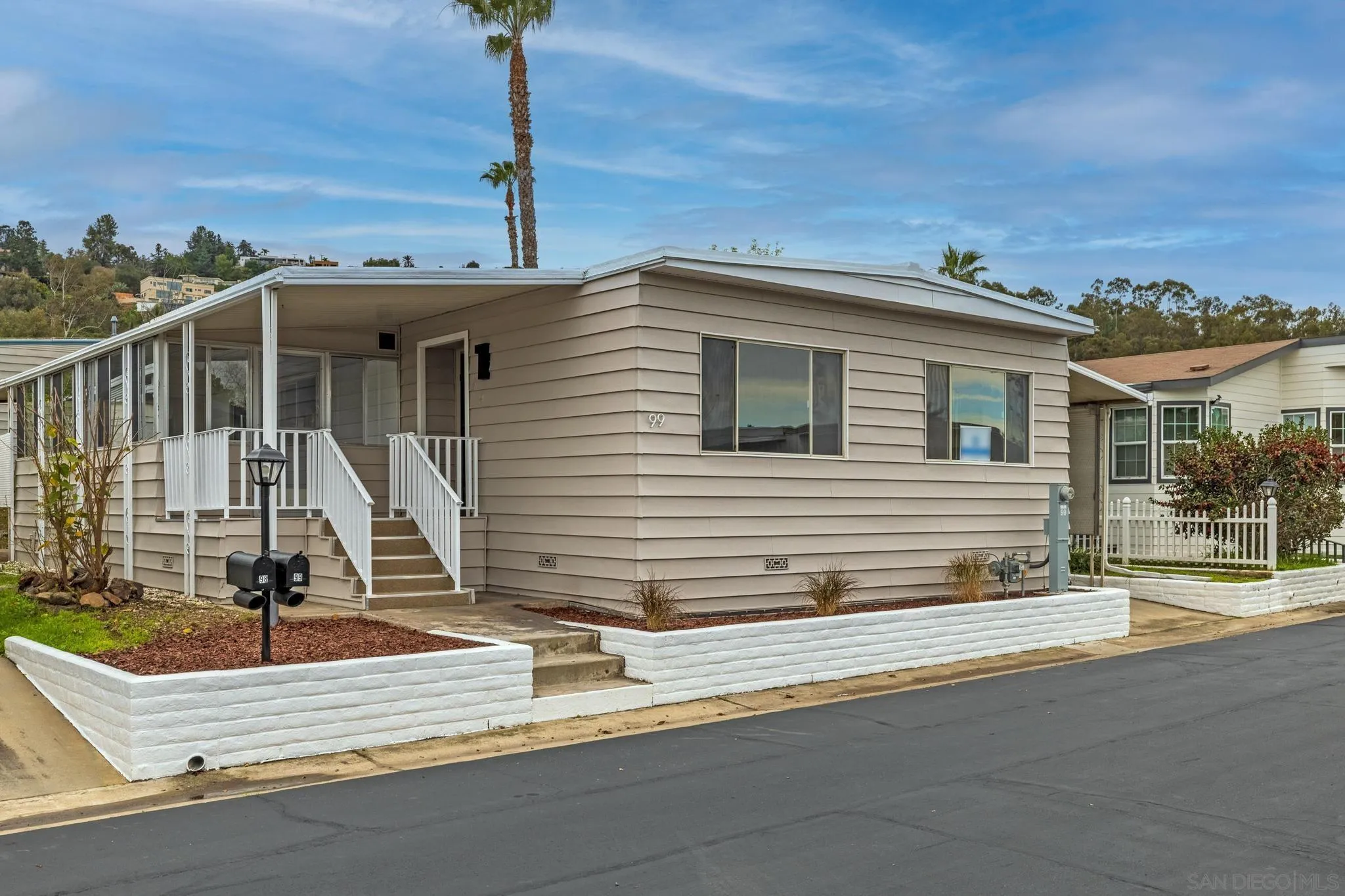 El Cajon, CA 92020