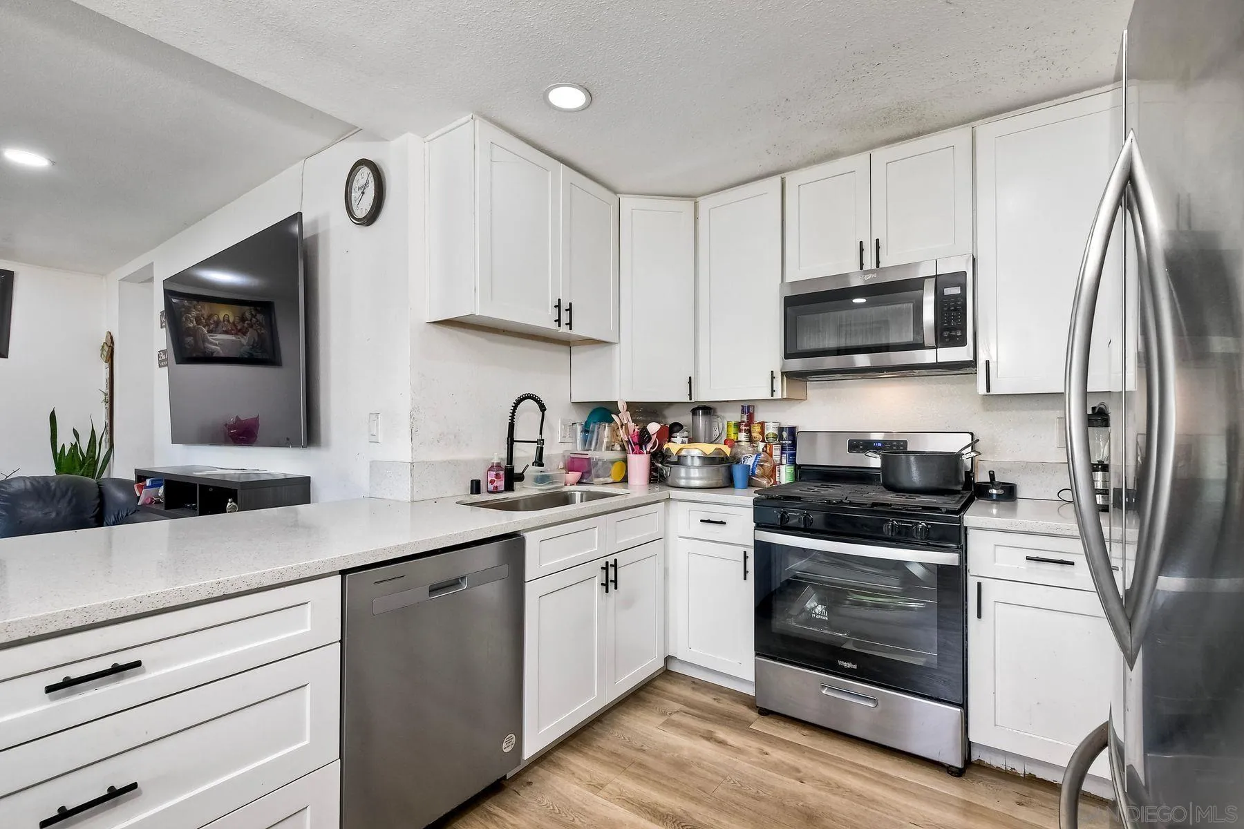 https://cdn.realtyfeed.com/cdn/127/2600819/00c196acdf9d4fde625040987a91d144.webp