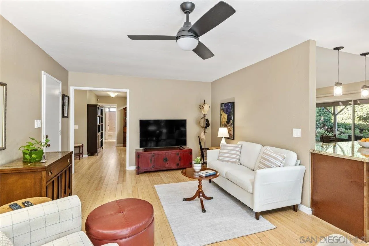 https://cdn.realtyfeed.com/cdn/127/2600822/b57680002299a485a461d5083528756c.webp