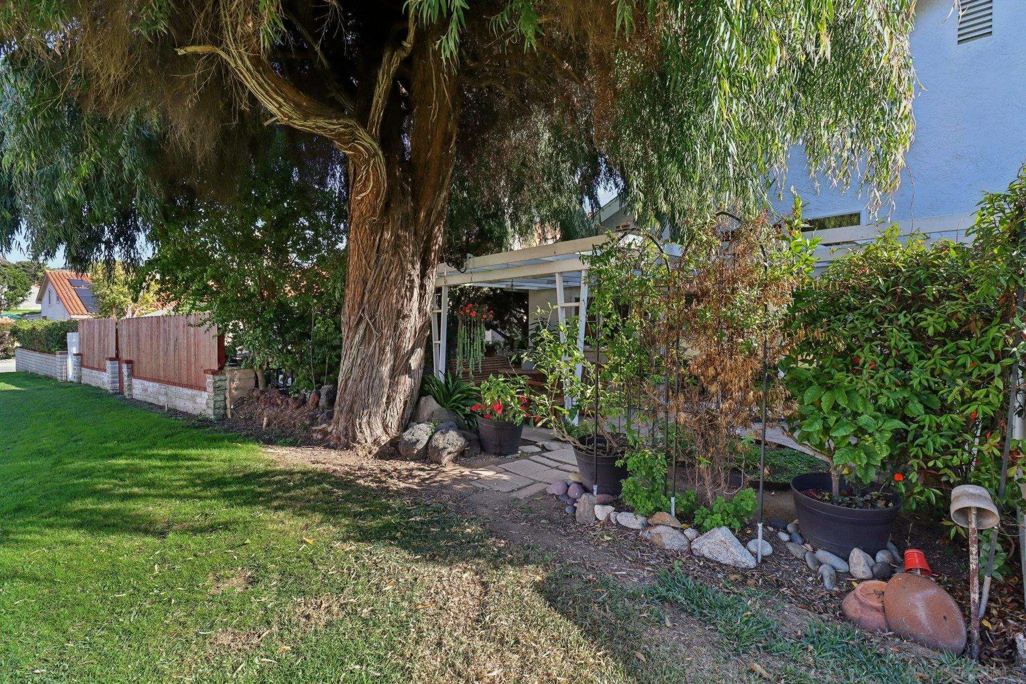 Photo #32: 2600832 Listing: Photo #32